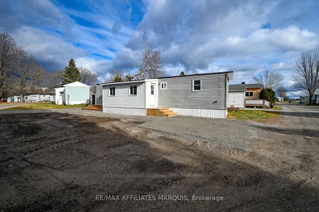 418 NICOLE St, Smiths Falls 5