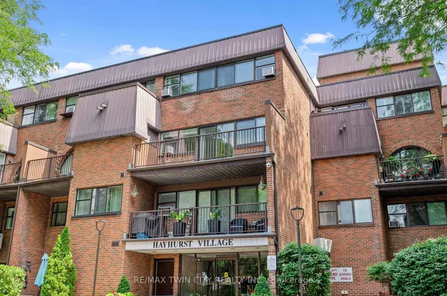 36 Hayhurst Rd #301, Brantford 4