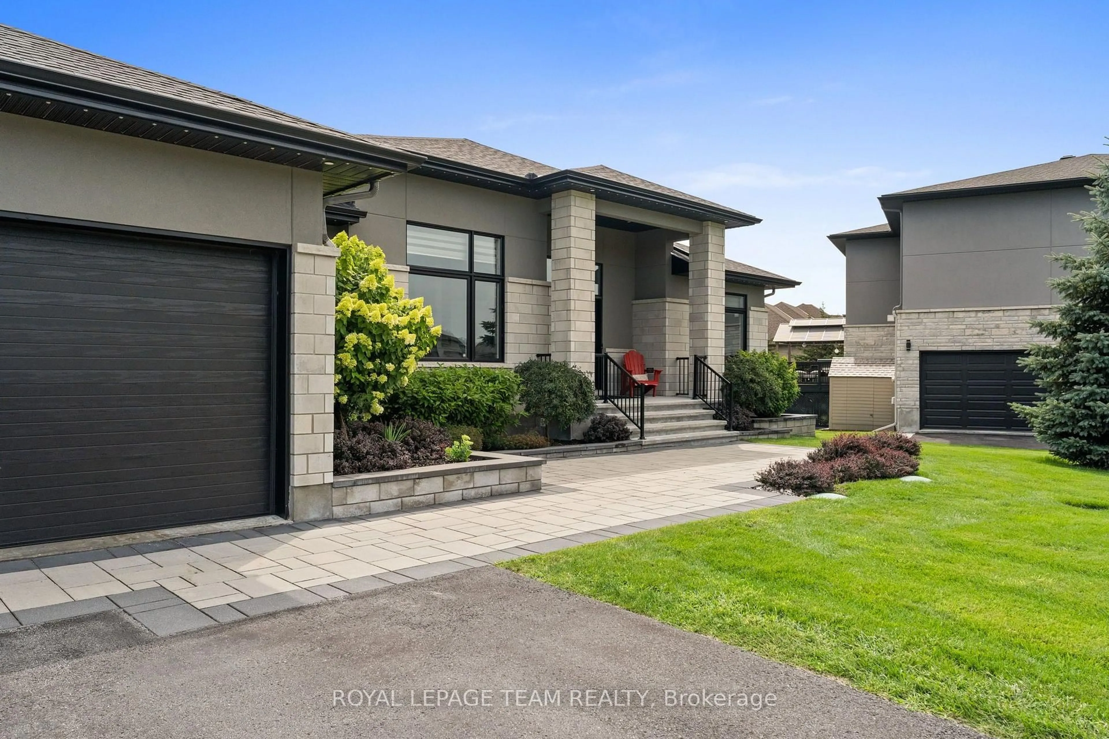 Home with brick exterior material, street for 792 McManus Ave, Ottawa Ontario K4M 0E8