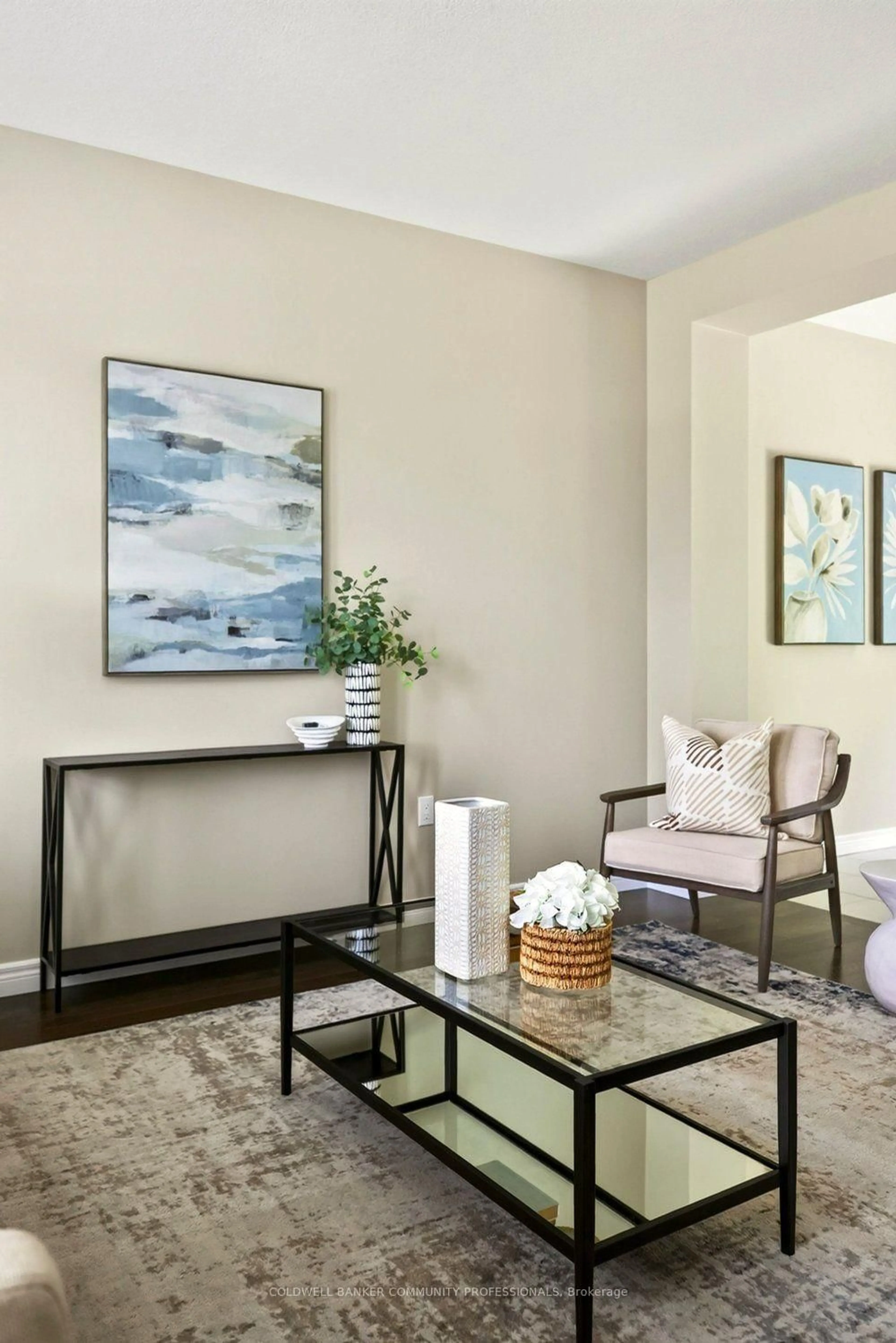 Living room with furniture, unknown for 44 Westbank Tr, Hamilton Ontario L8J 0H5