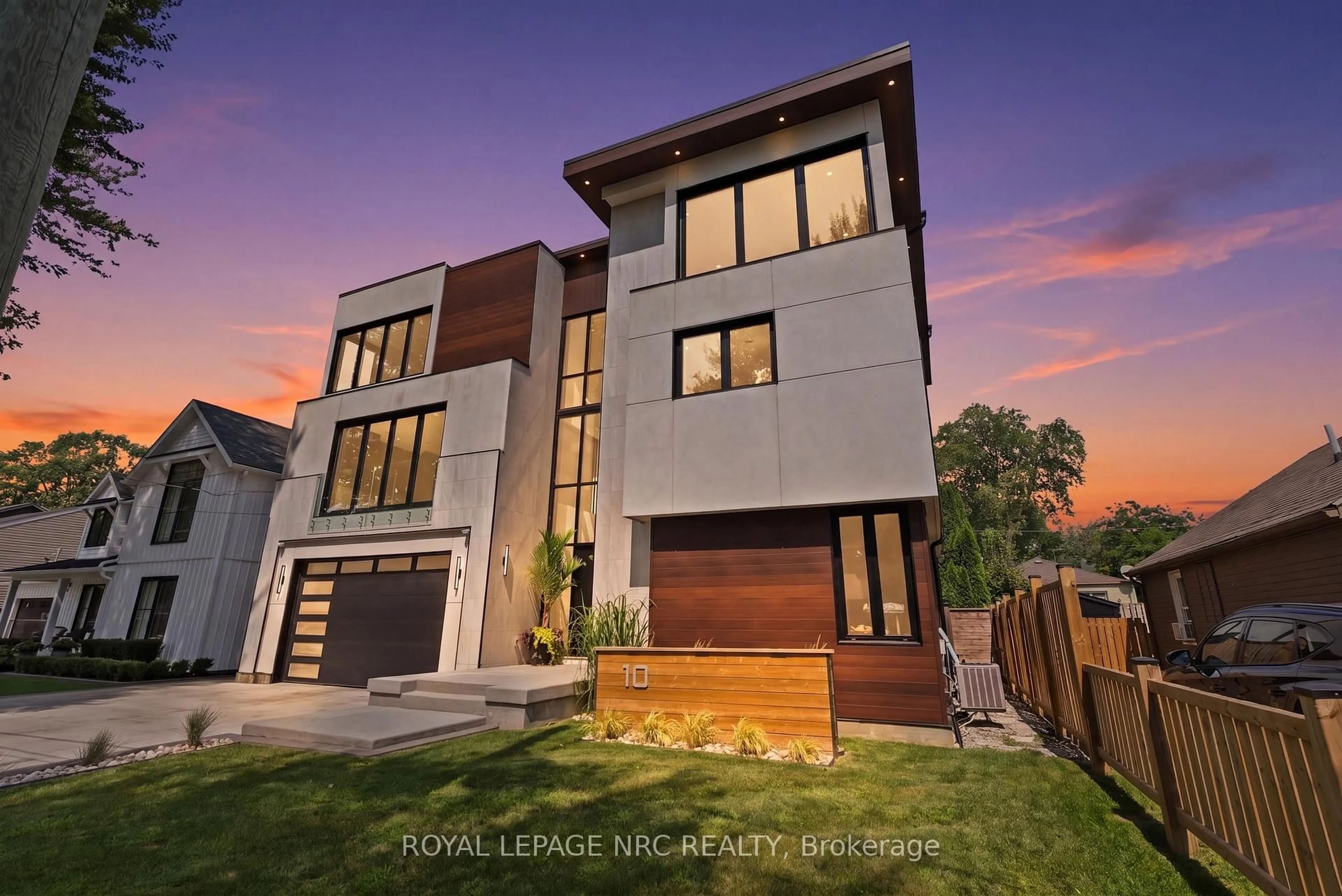 Home with brick exterior material, street for 10 Pawling St, St. Catharines Ontario L2N 5M2