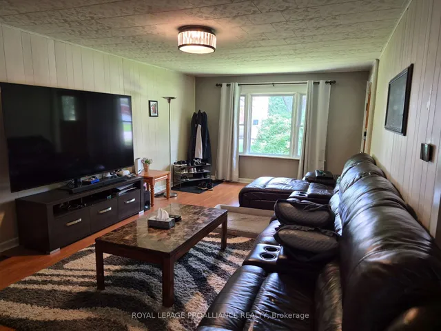 162 First Ave, Brockville 3