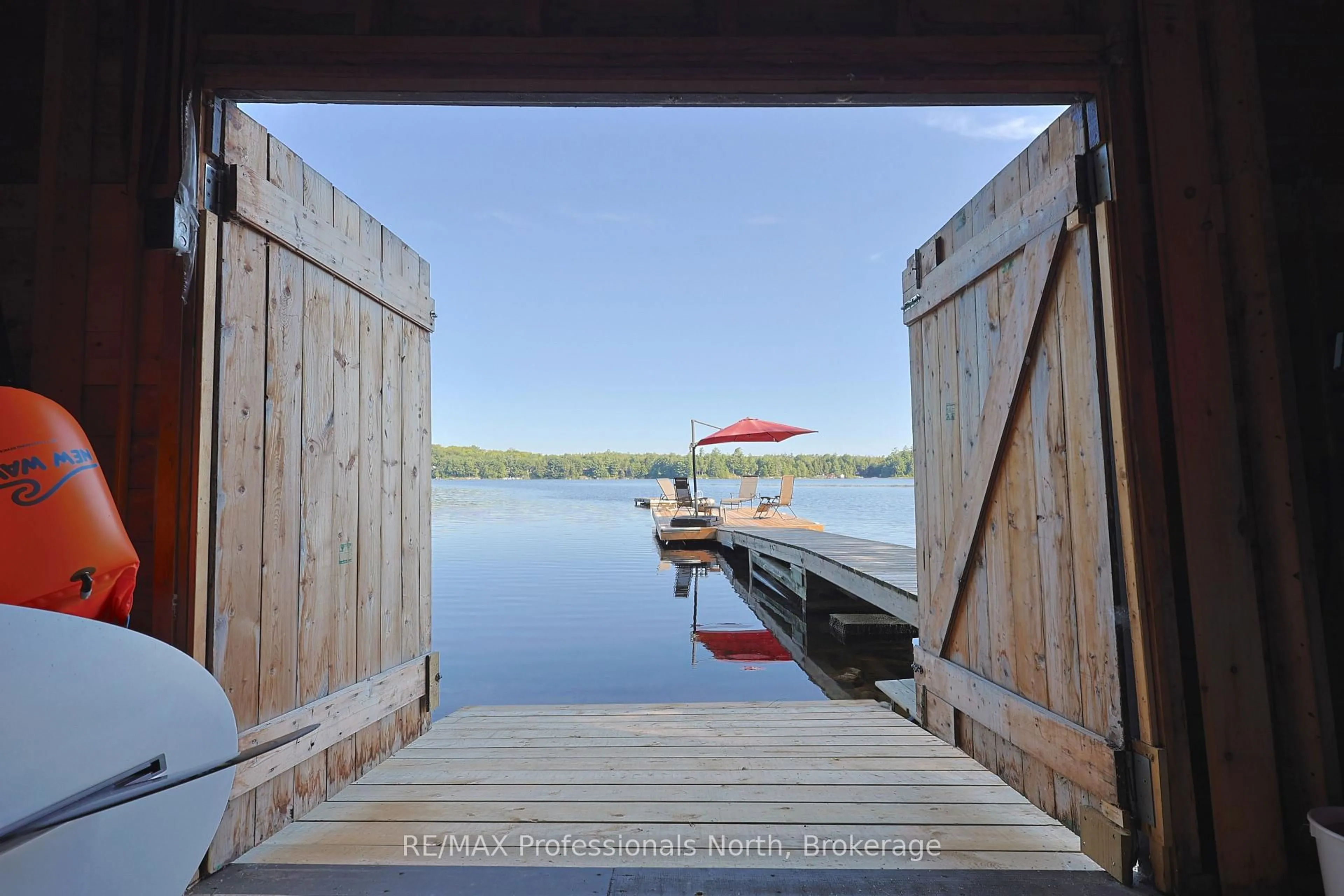 Patio, water/lake/river/ocean view for 1365 Dickie Lake Rd, Lake of Bays Ontario P0B 1A0