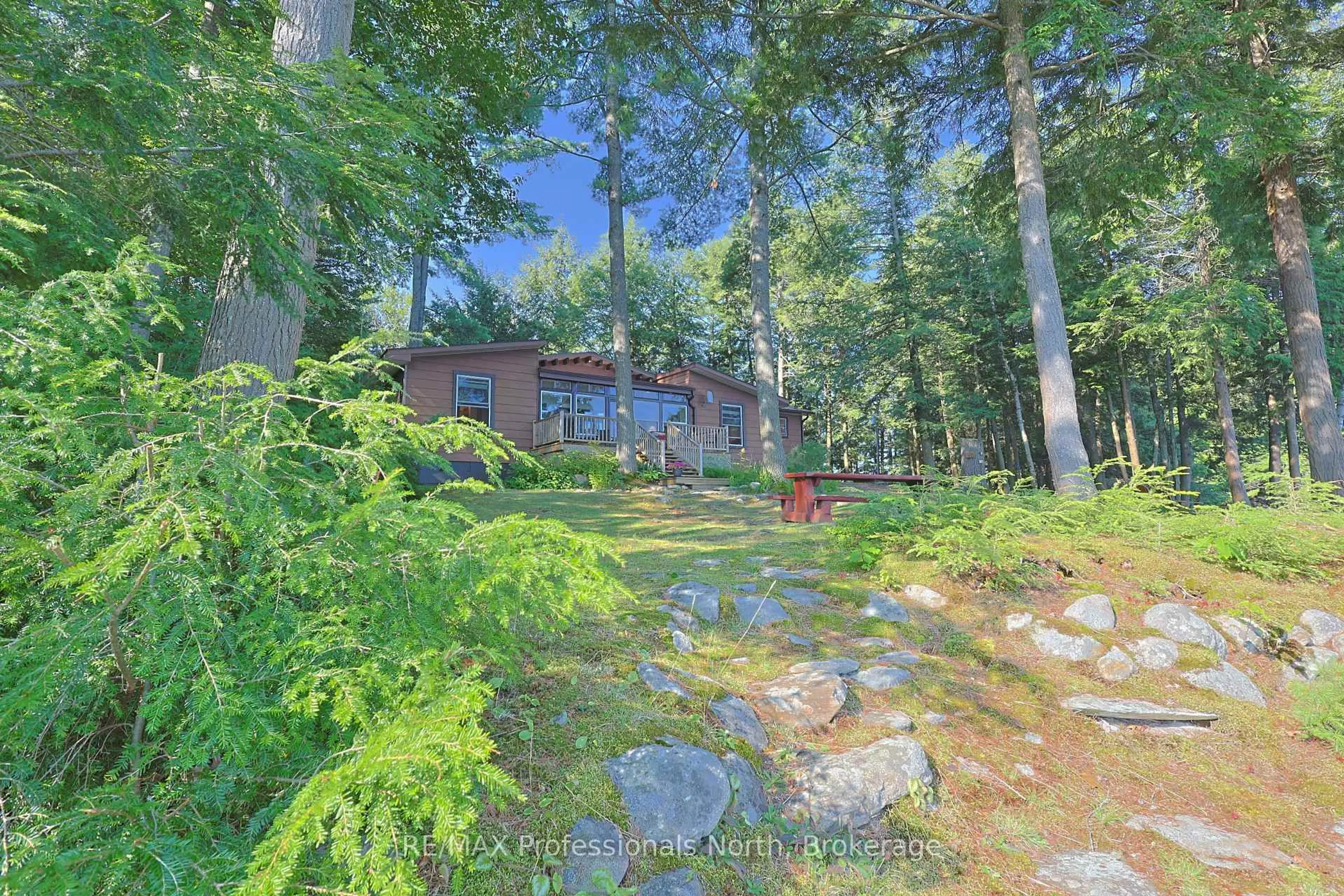 Patio, forest/trees view for 1365 Dickie Lake Rd, Lake of Bays Ontario P0B 1A0