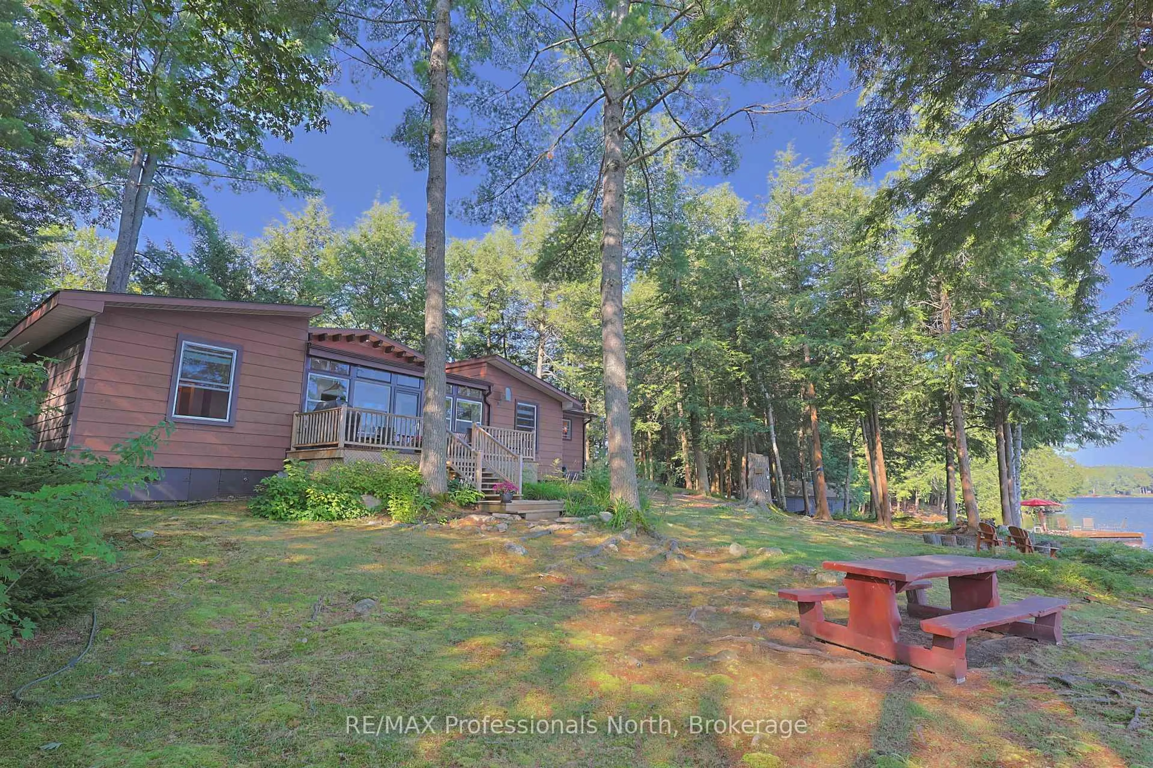 A pic from outside/outdoor area/front of a property/back of a property/a pic from drone, forest/trees view for 1365 Dickie Lake Rd, Lake of Bays Ontario P0B 1A0