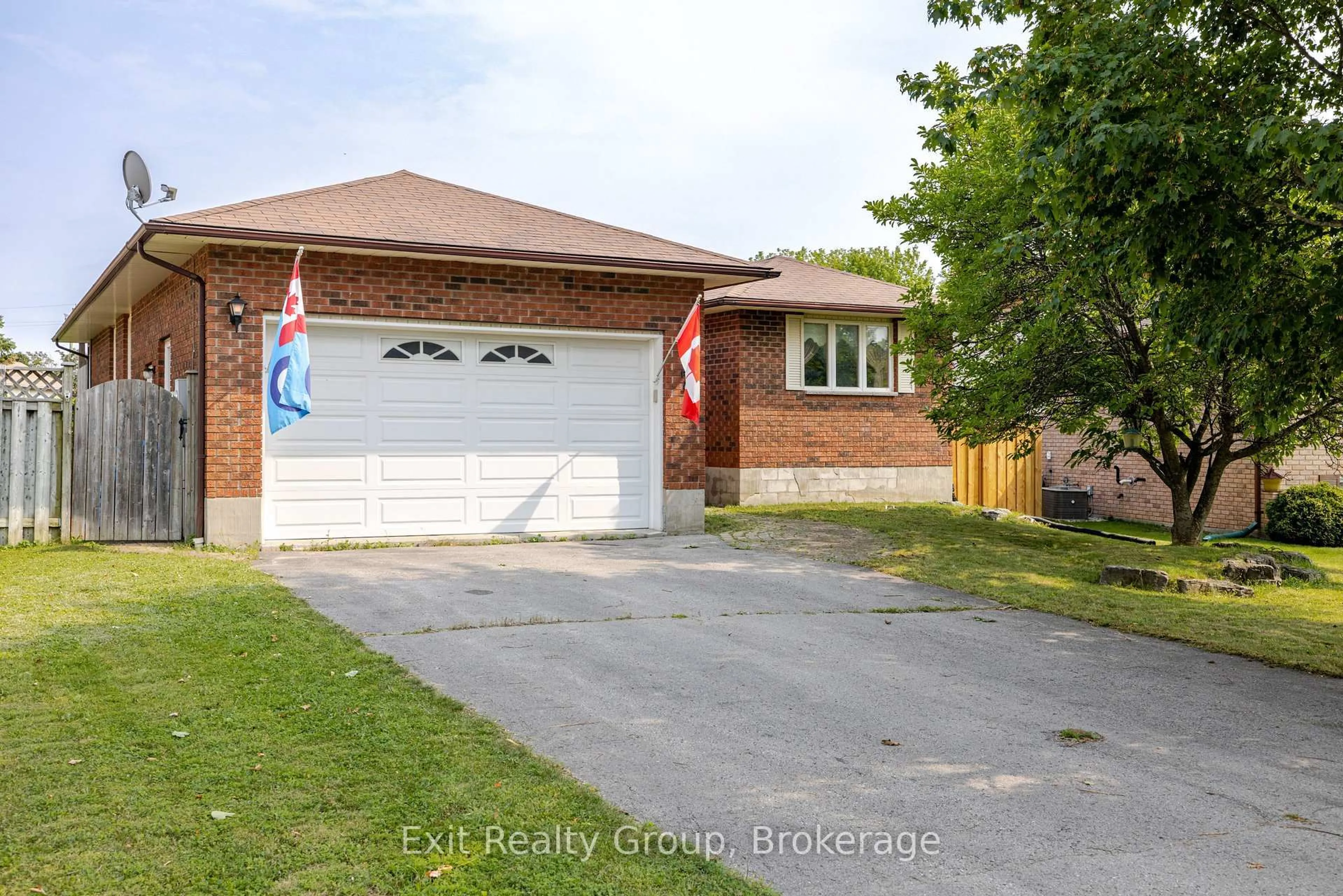 Home with brick exterior material, street for 7 Dunnett Dr, Brighton Ontario K0K 1H0