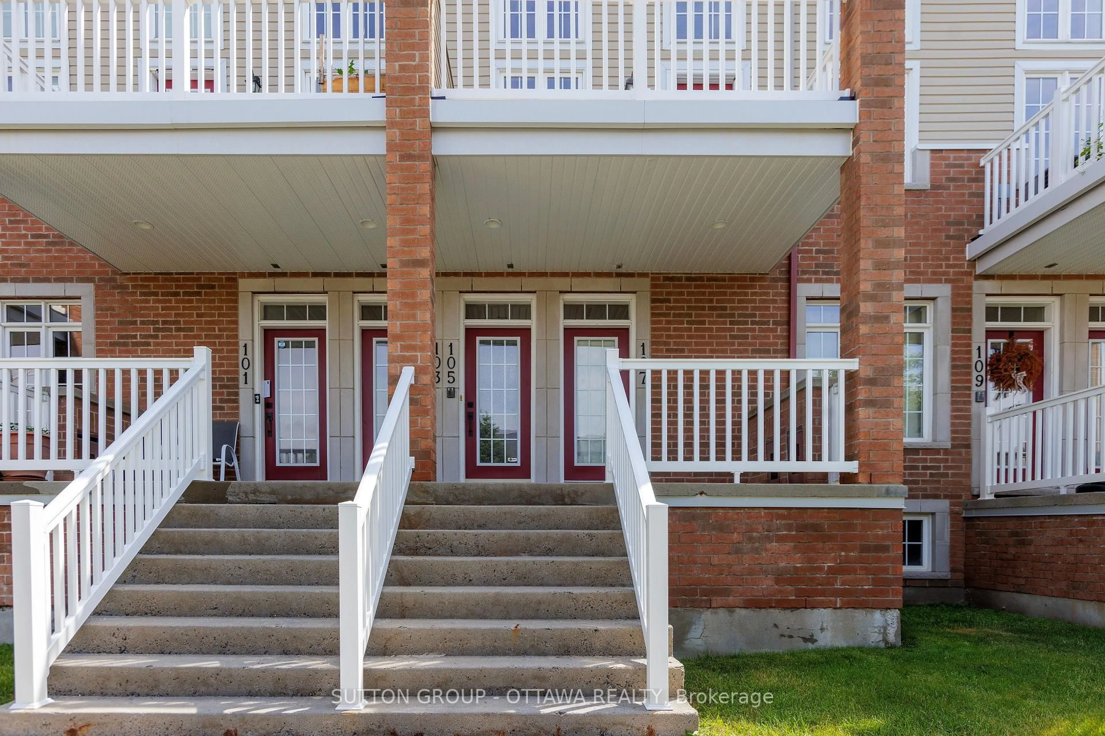 Unknown for 105 Eye Bright Cres #25, Ottawa Ontario K1V 2K6