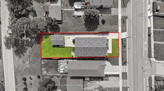 793 Beach Blvd, Hamilton 4