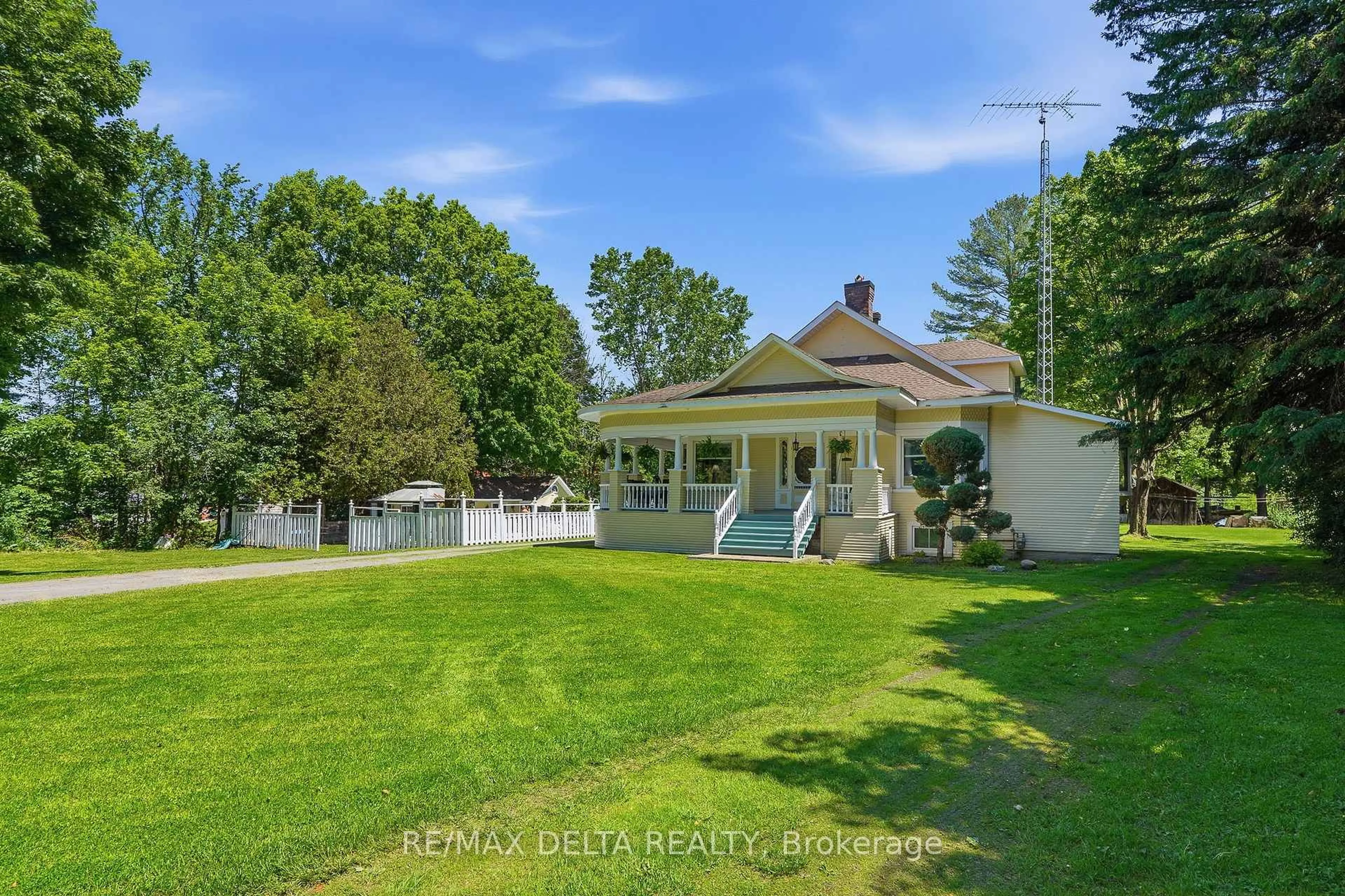 A pic from outside/outdoor area/front of a property/back of a property/a pic from drone, water/lake/river/ocean view for 1897 Highway 34 Highway, Champlain Ontario K6A 2R2