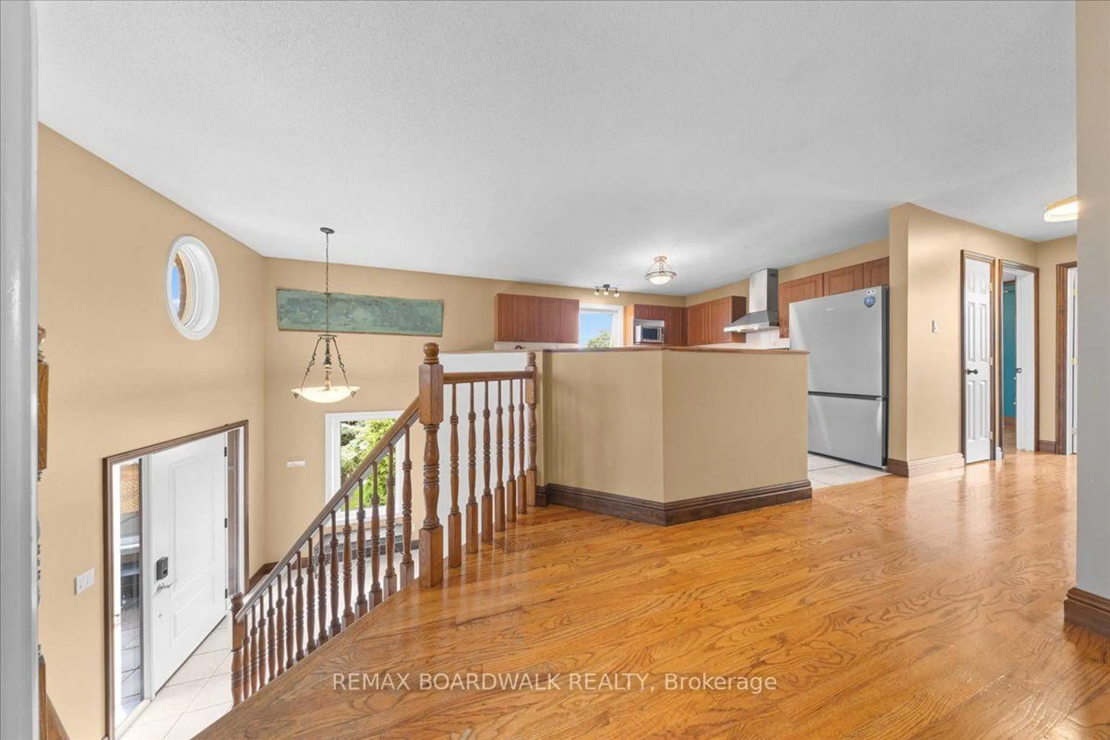 Unknown for 161 Castle Glen Cres, Ottawa Ontario K2L 4G9
