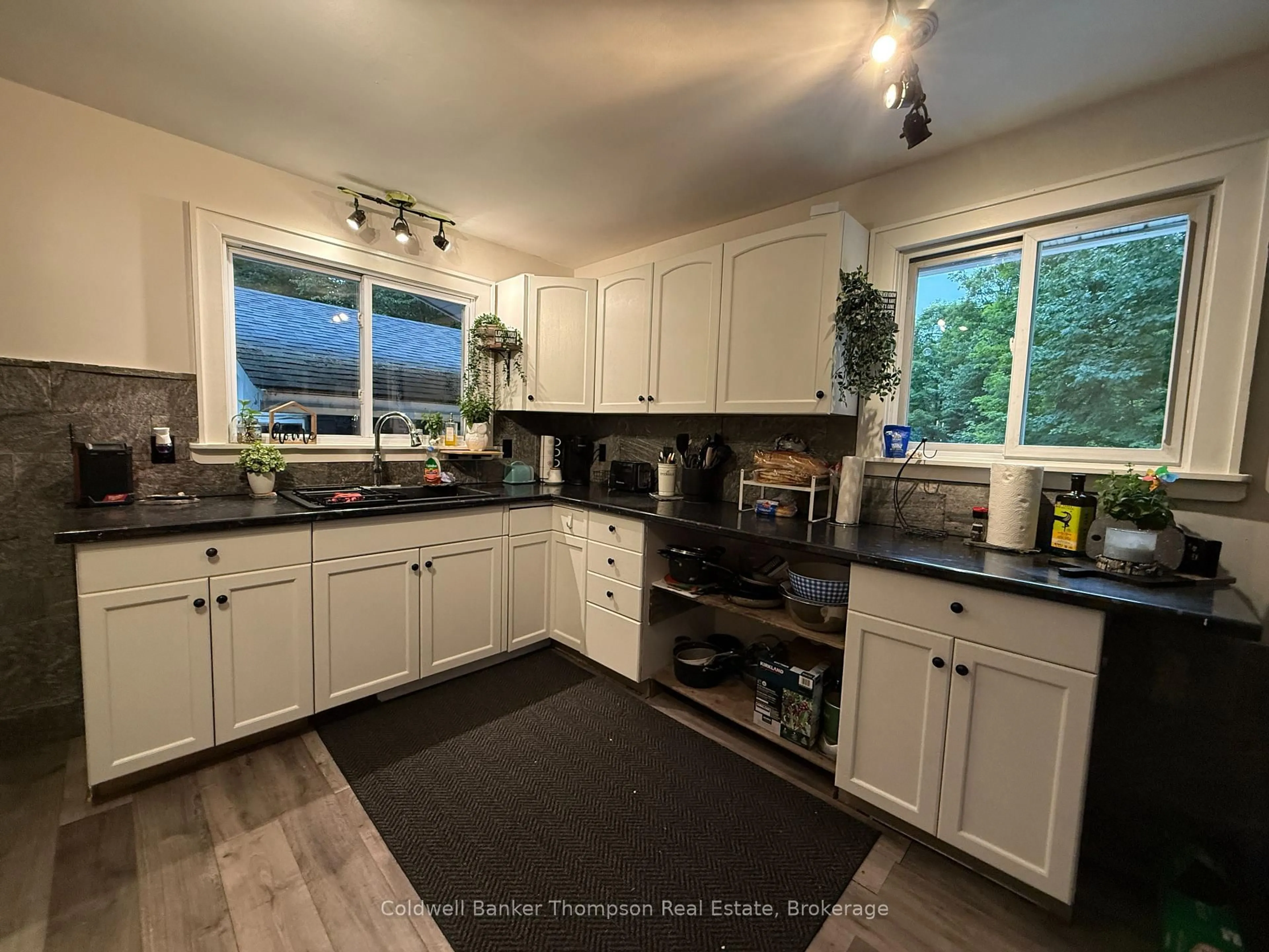 Unknown for 21 Ripple & Palette Lake Rd, Huntsville Ontario P1H 2J4