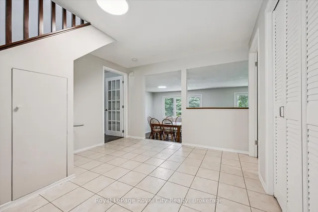 8 Berkley Pl, Guelph 3