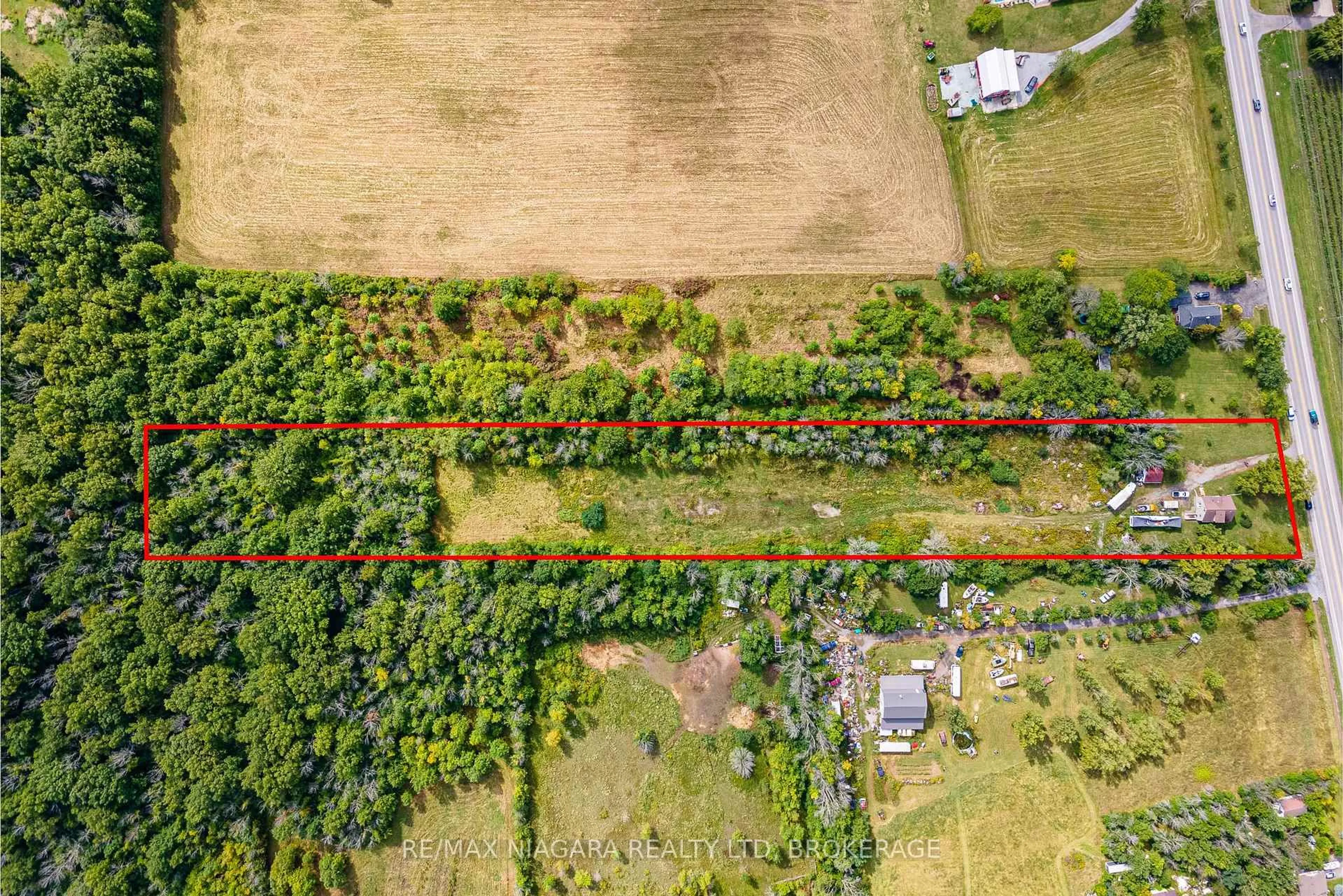 A pic from outside/outdoor area/front of a property/back of a property/a pic from drone, forest/trees view for 487 Four Mile Creek Rd, Niagara-on-the-Lake Ontario L0S 1J0