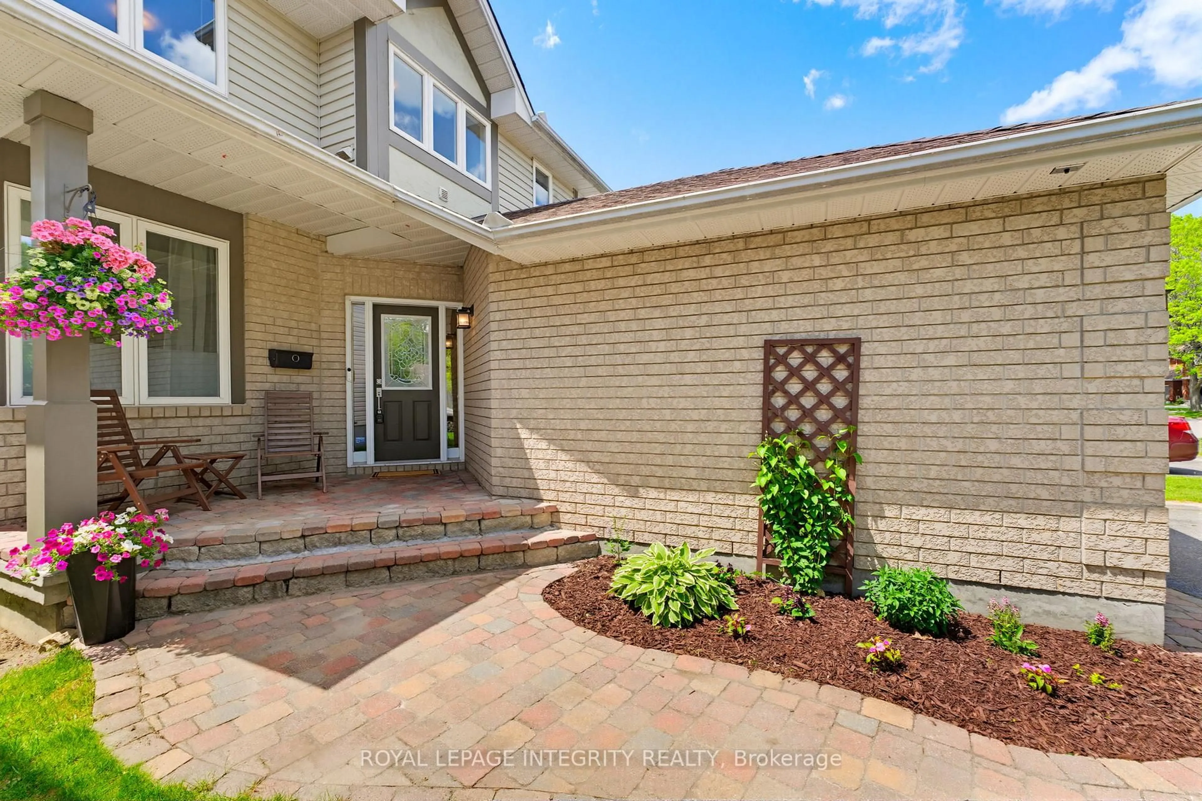 Home with brick exterior material, street for 116 Springcreek Cres, Ottawa Ontario K2M 2K8