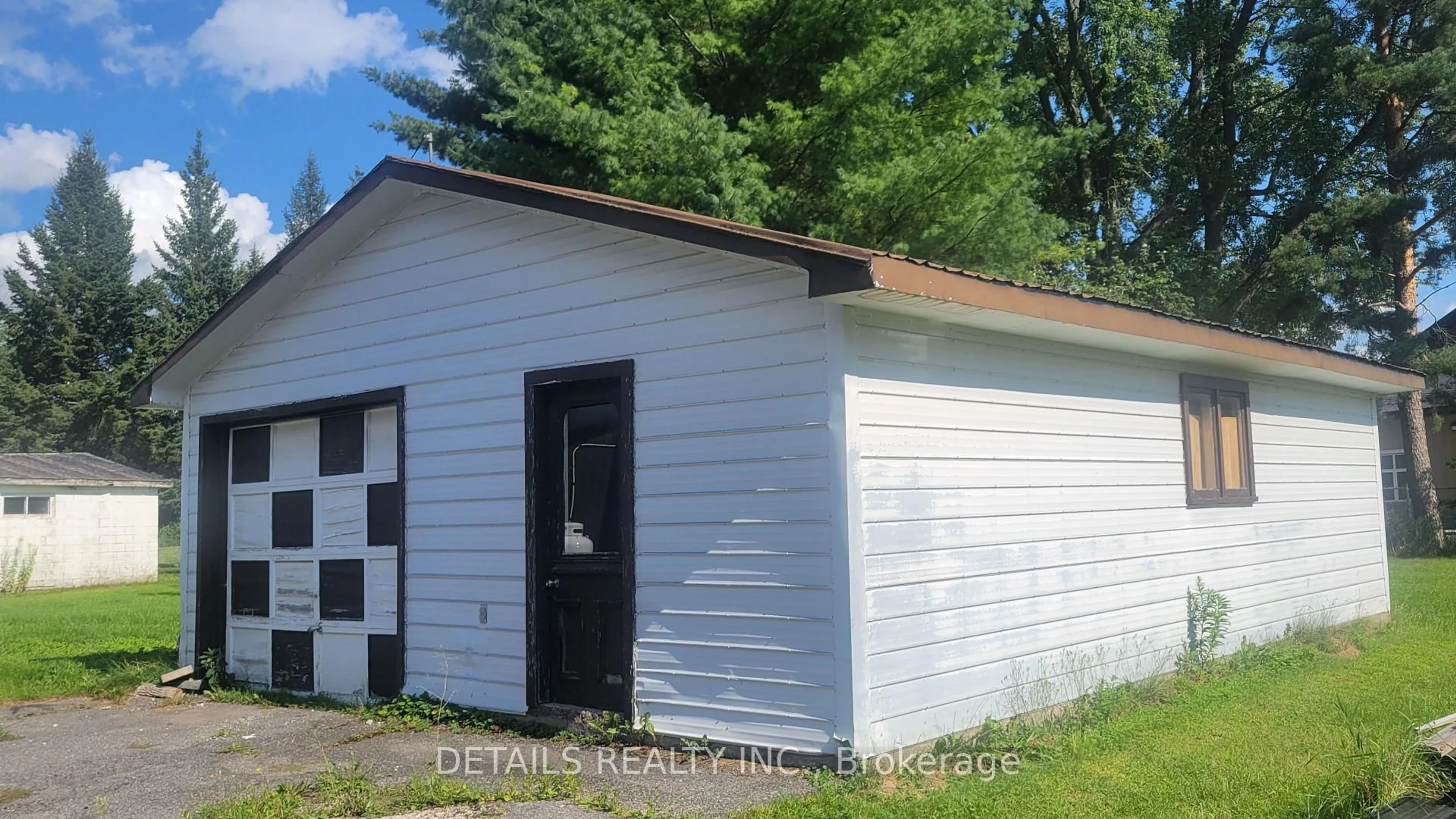 Shed for 6-10 Labrosse St, North Stormont Ontario K0C 1W0