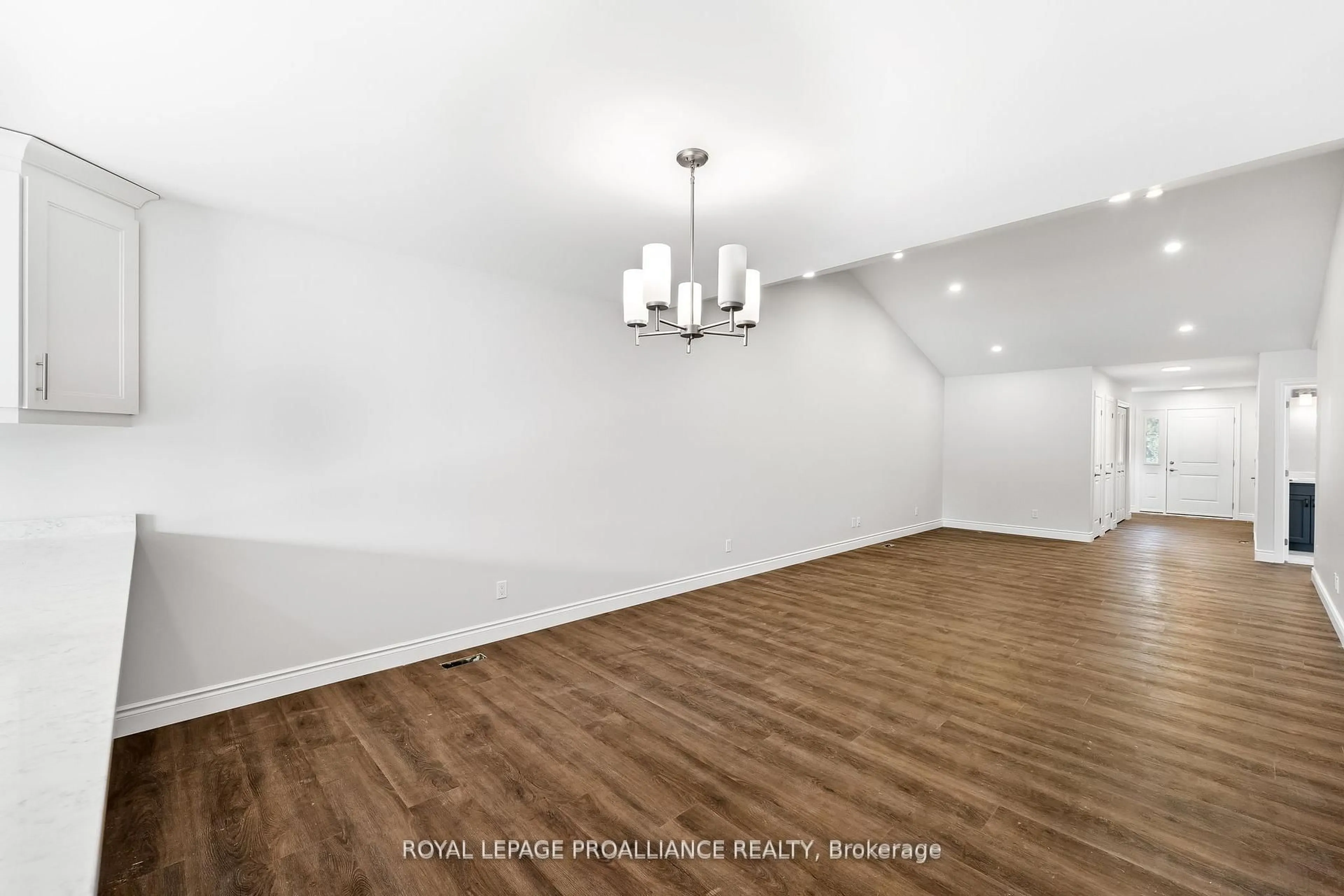 A pic of a room for 206 Homewood Ave, Trent Hills Ontario K0L 1Y0