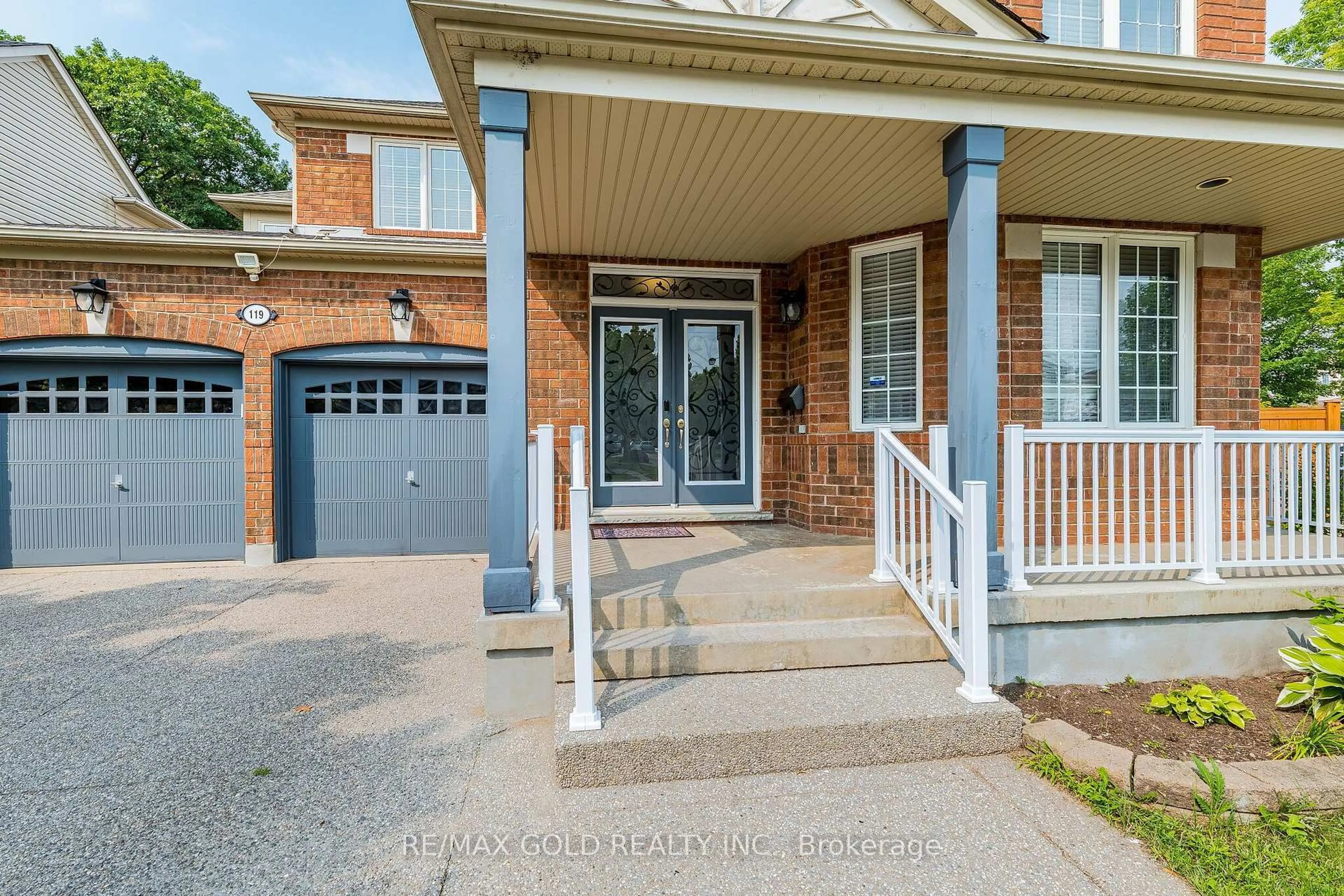 Home with brick exterior material, street for 119 Glazebrook Cres, Cambridge Ontario N1T 2H8