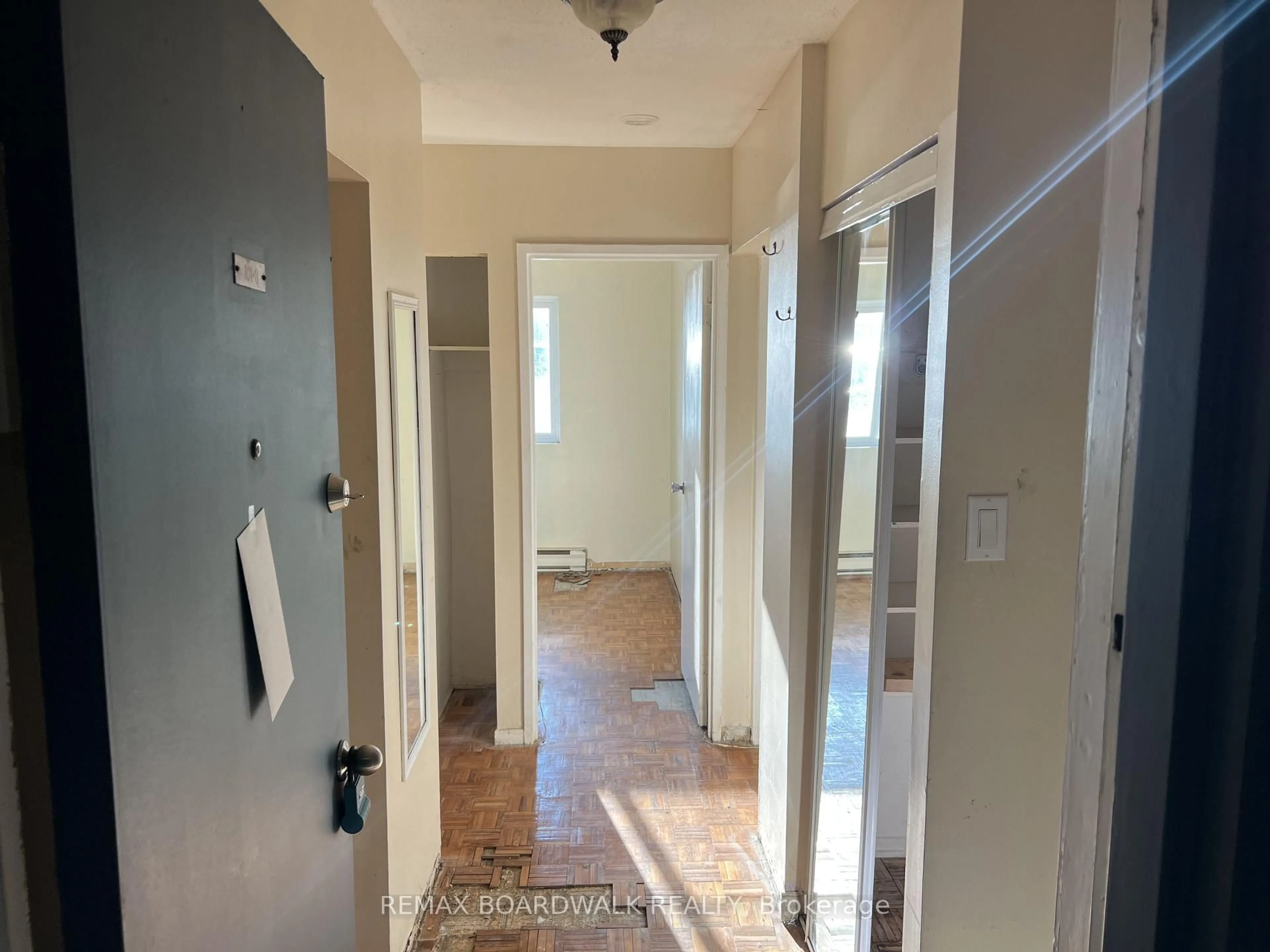 Unknown for 2041 Arrowsmith Dr #101B, Ottawa Ontario K1J 7V7