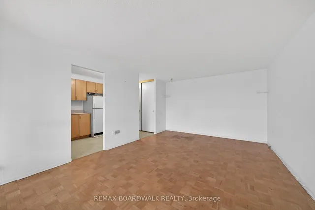 1356 Meadowlands Dr #407, Ottawa 5