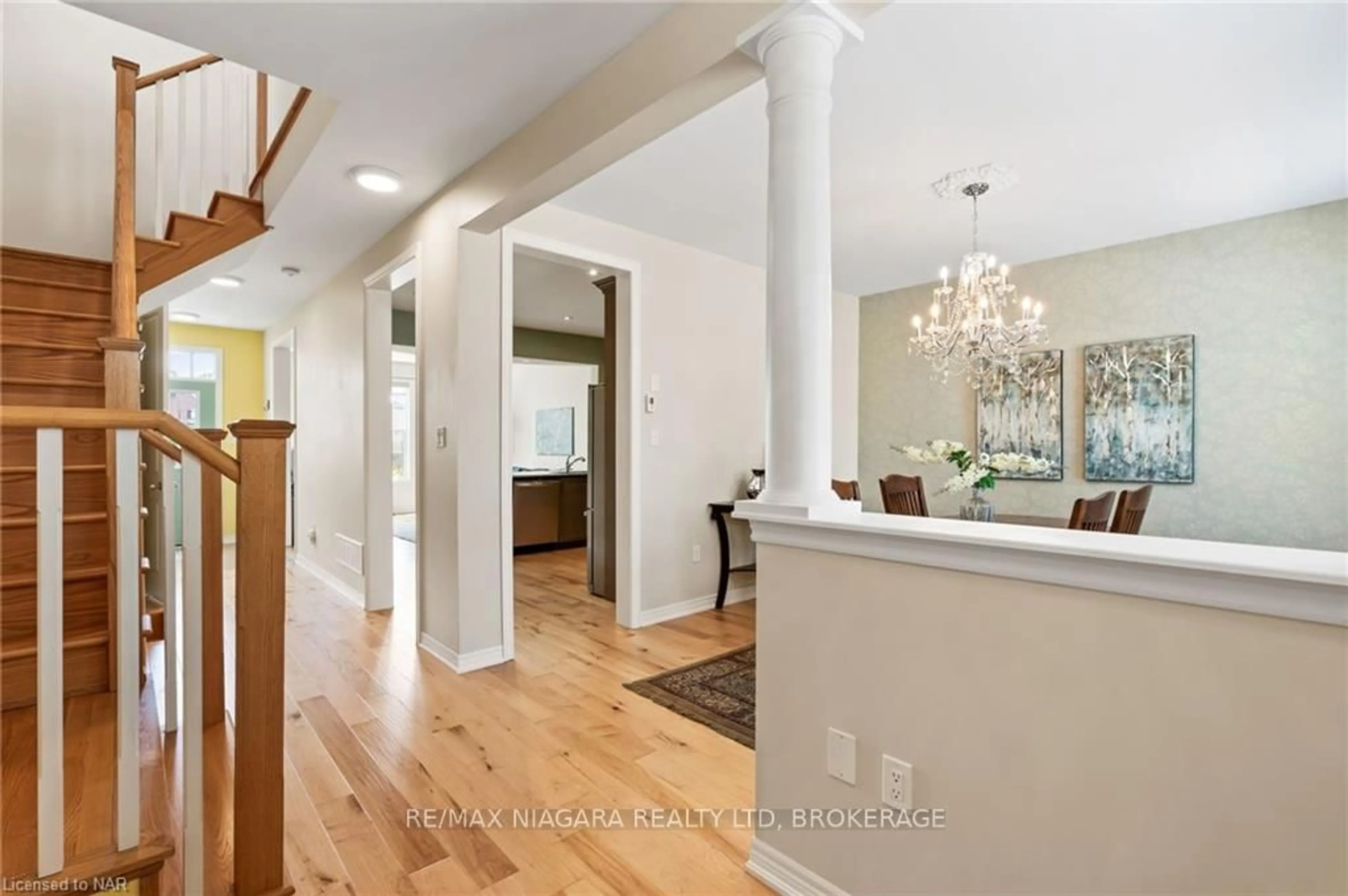 Indoor entryway for 63 BROCK St, Niagara-on-the-Lake Ontario L0S 1J0