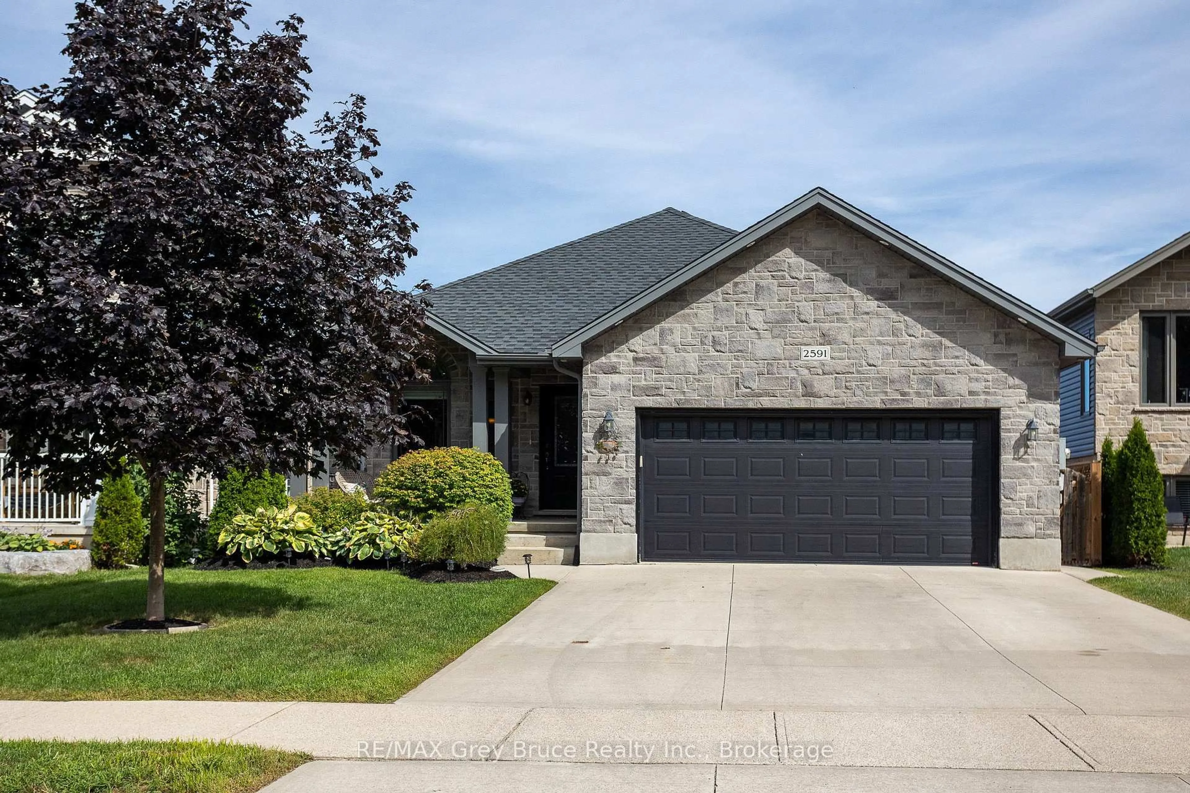 Home with brick exterior material, street for 2591 7th Ave, Owen Sound Ontario N4K 6V1