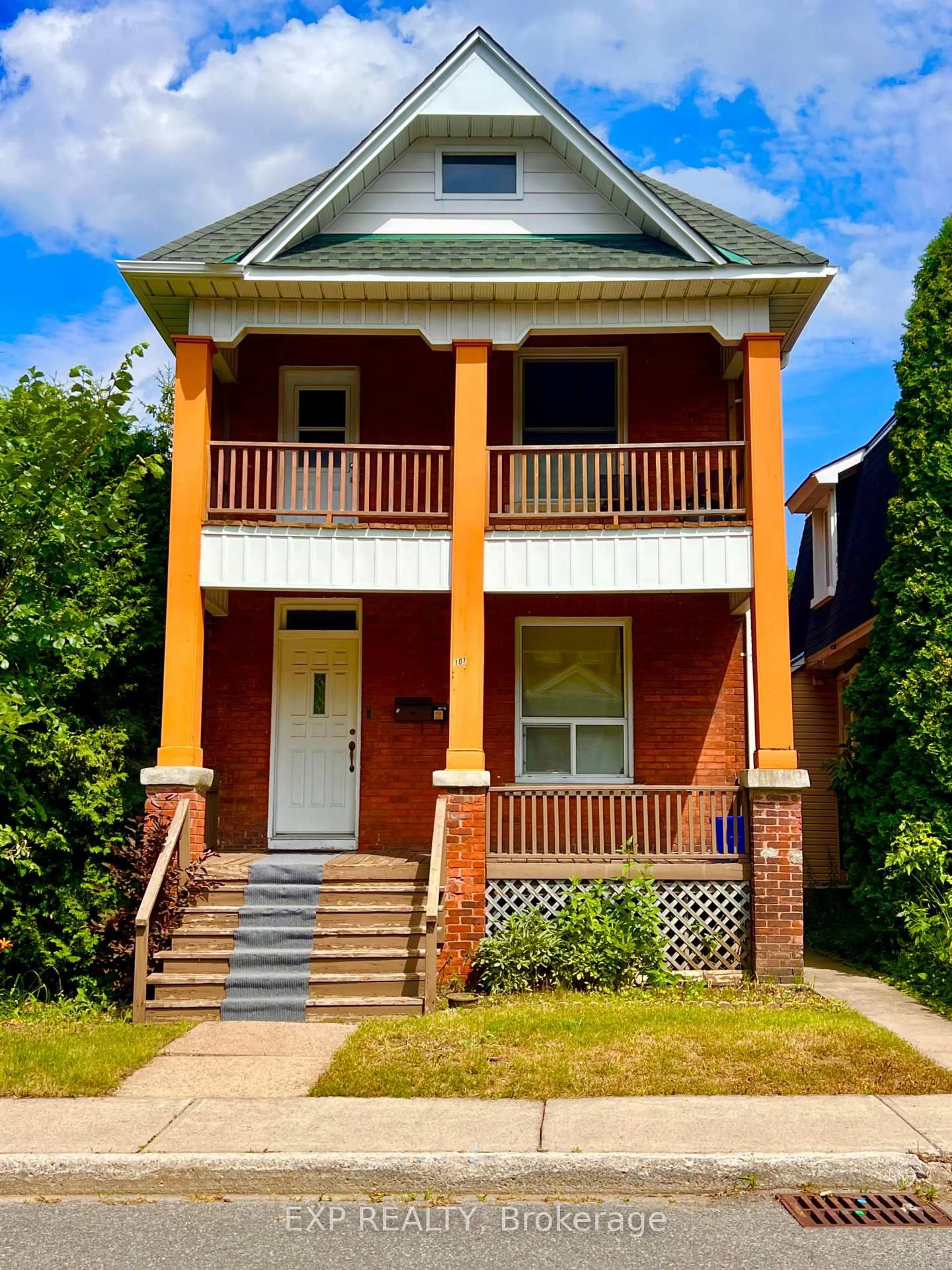 Home with brick exterior material, street for 107 Spadina Ave, Ottawa Ontario K1Y 2B9