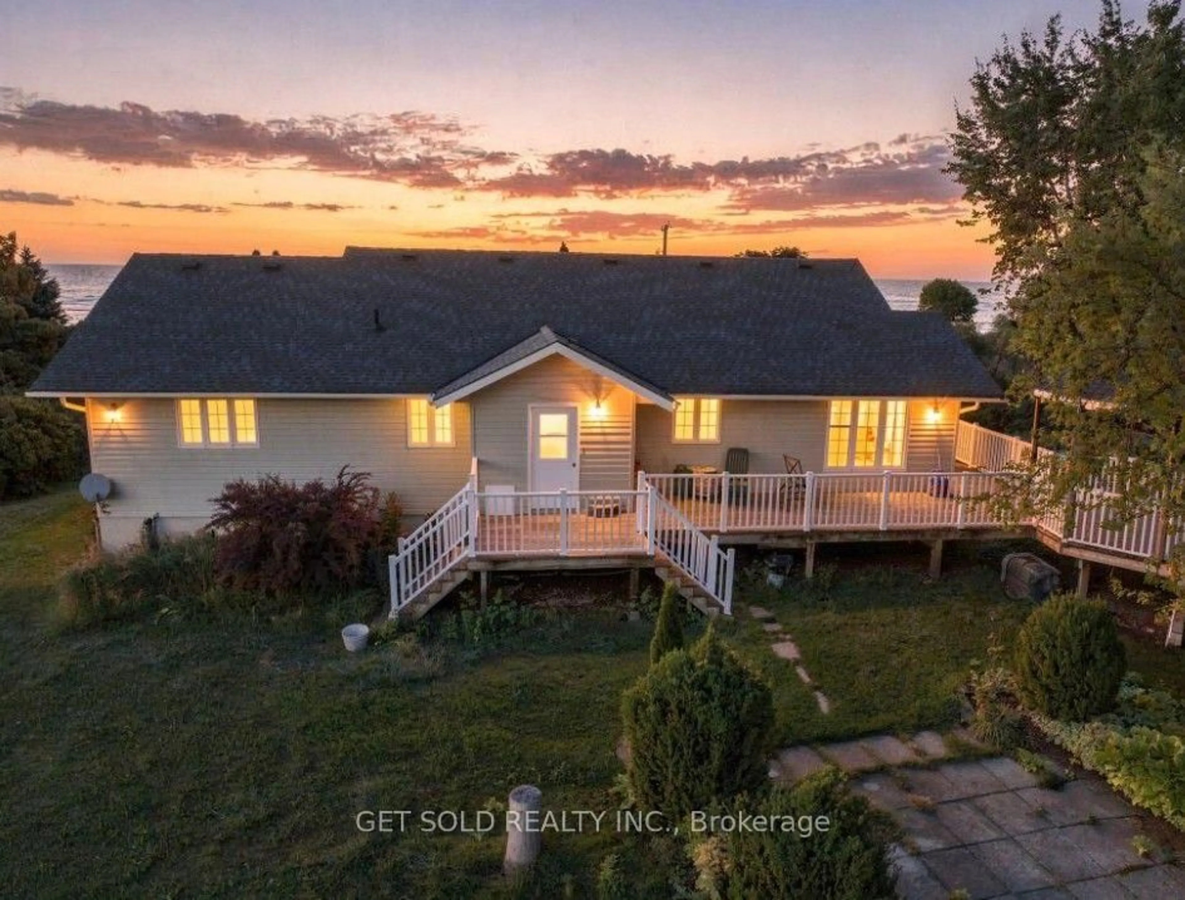 A pic from outside/outdoor area/front of a property/back of a property/a pic from drone, water/lake/river/ocean view for 209442 26 Highway, Blue Mountains Ontario L9Y 0T1