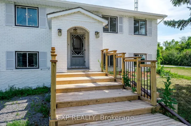 150 Bayview Dr, Napanee 2