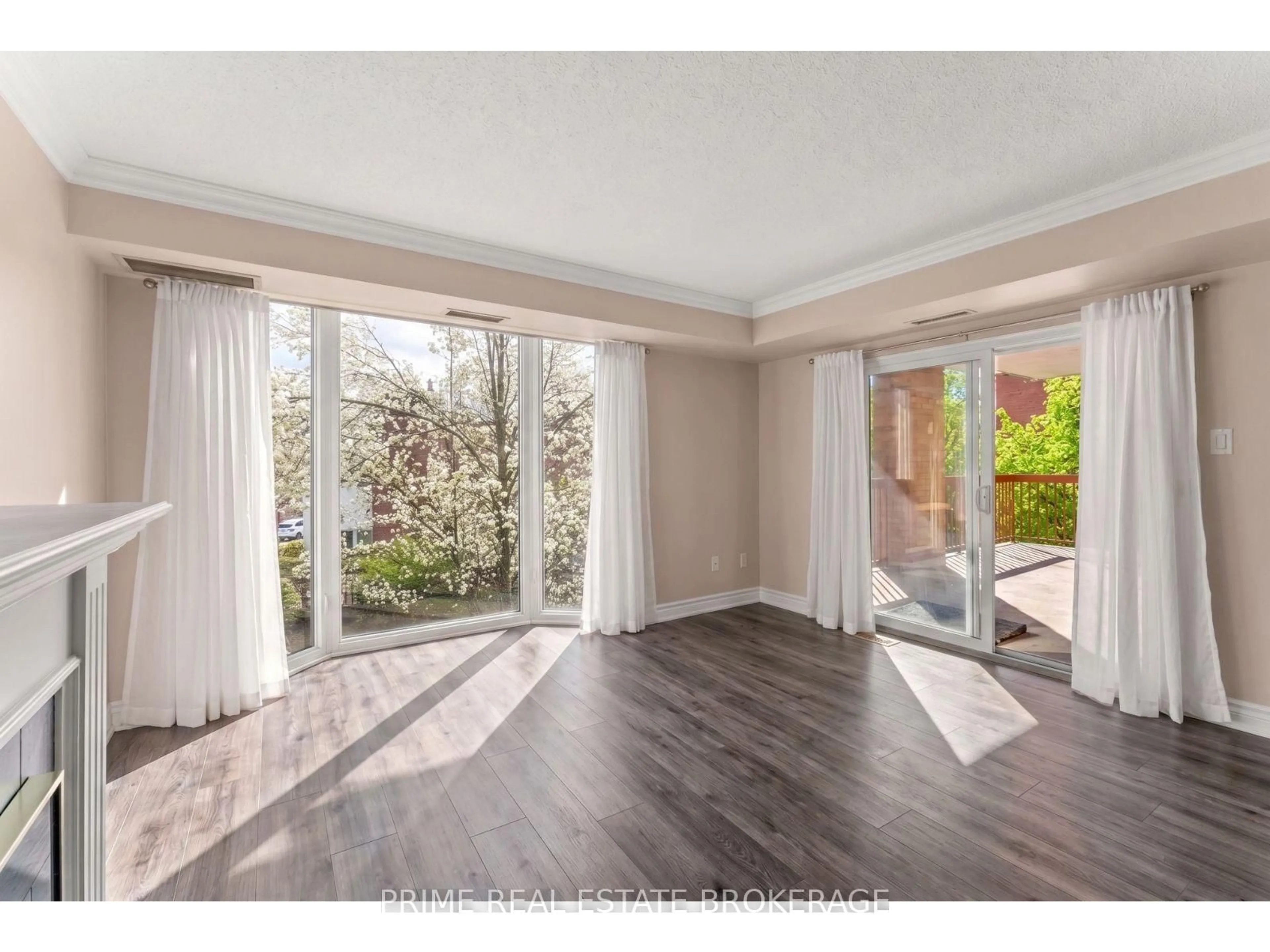 Unknown for 693 Windermere Rd #204, London North Ontario N5X 2P1