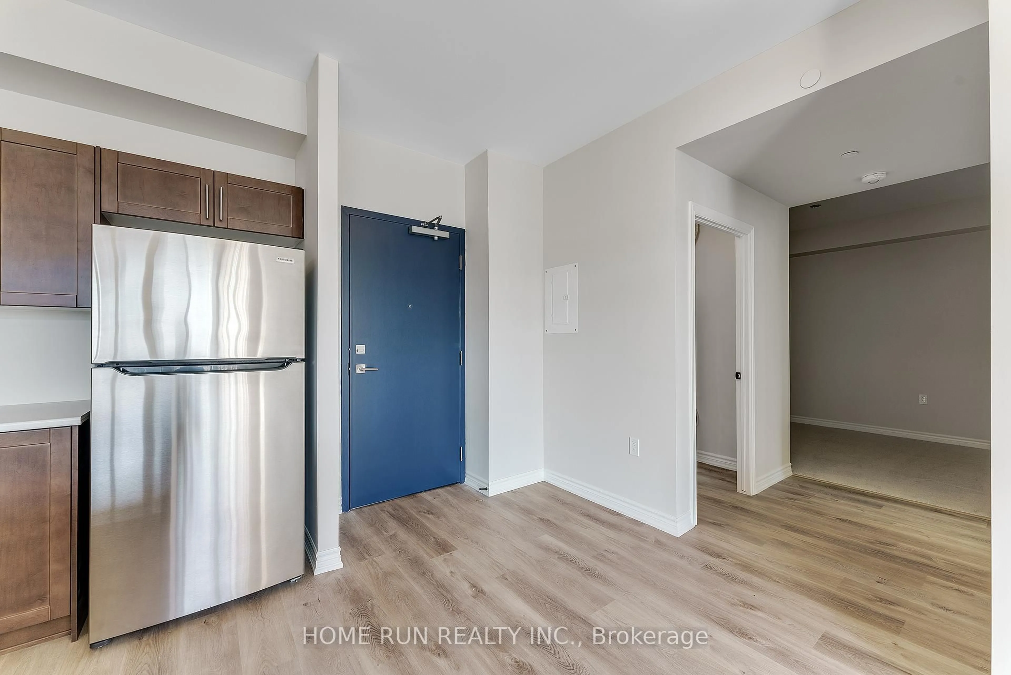 A pic of a room for 397 Codds Rd #302, Ottawa Ontario K1K 5C7