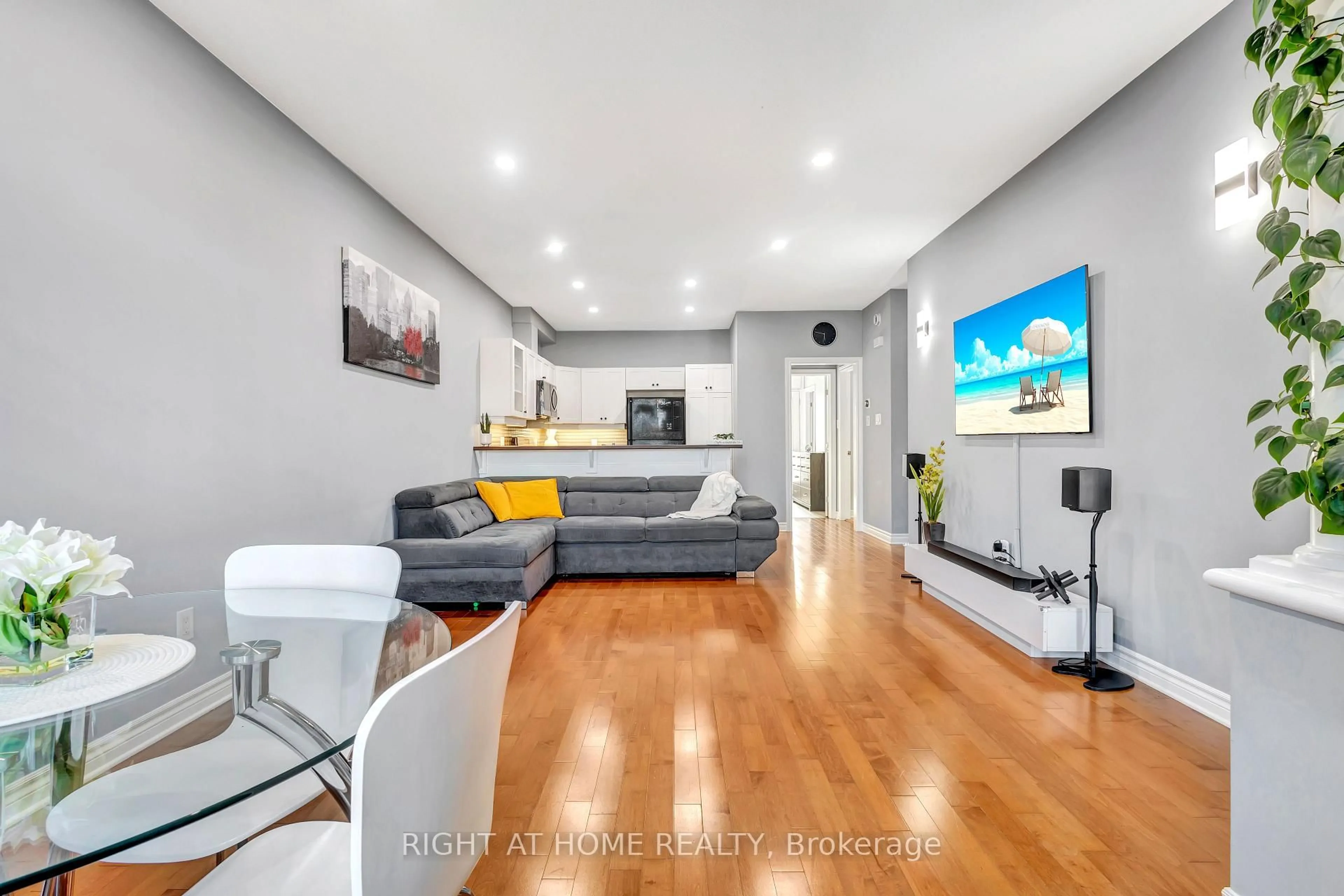 Living room with furniture, unknown for 314 Royal Fern Way #8, Ottawa Ontario K1V 2K6
