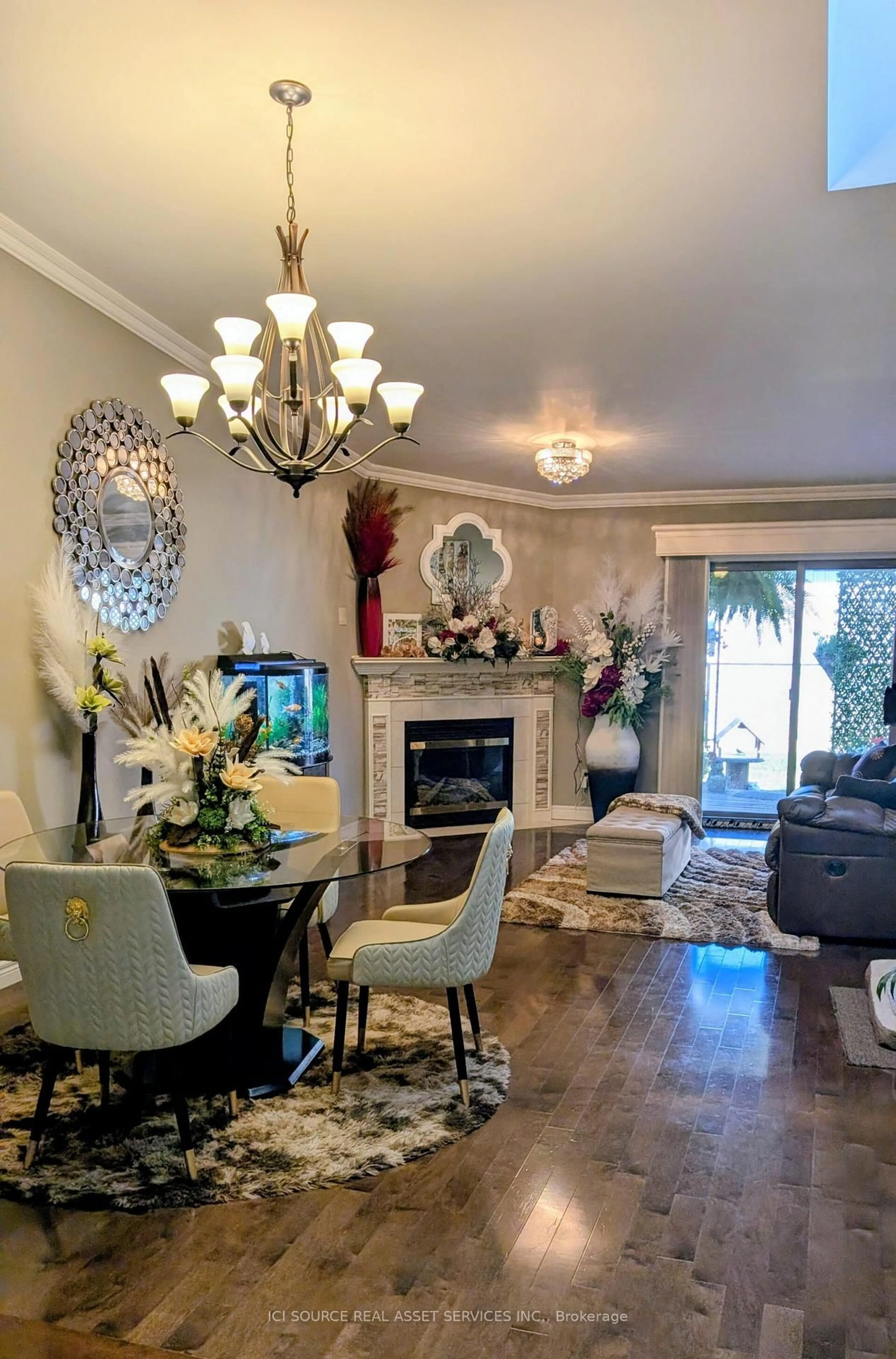 Living room with furniture, unknown for 22 Mcintosh Ave, Chatham-Kent Ontario N7M 6M1