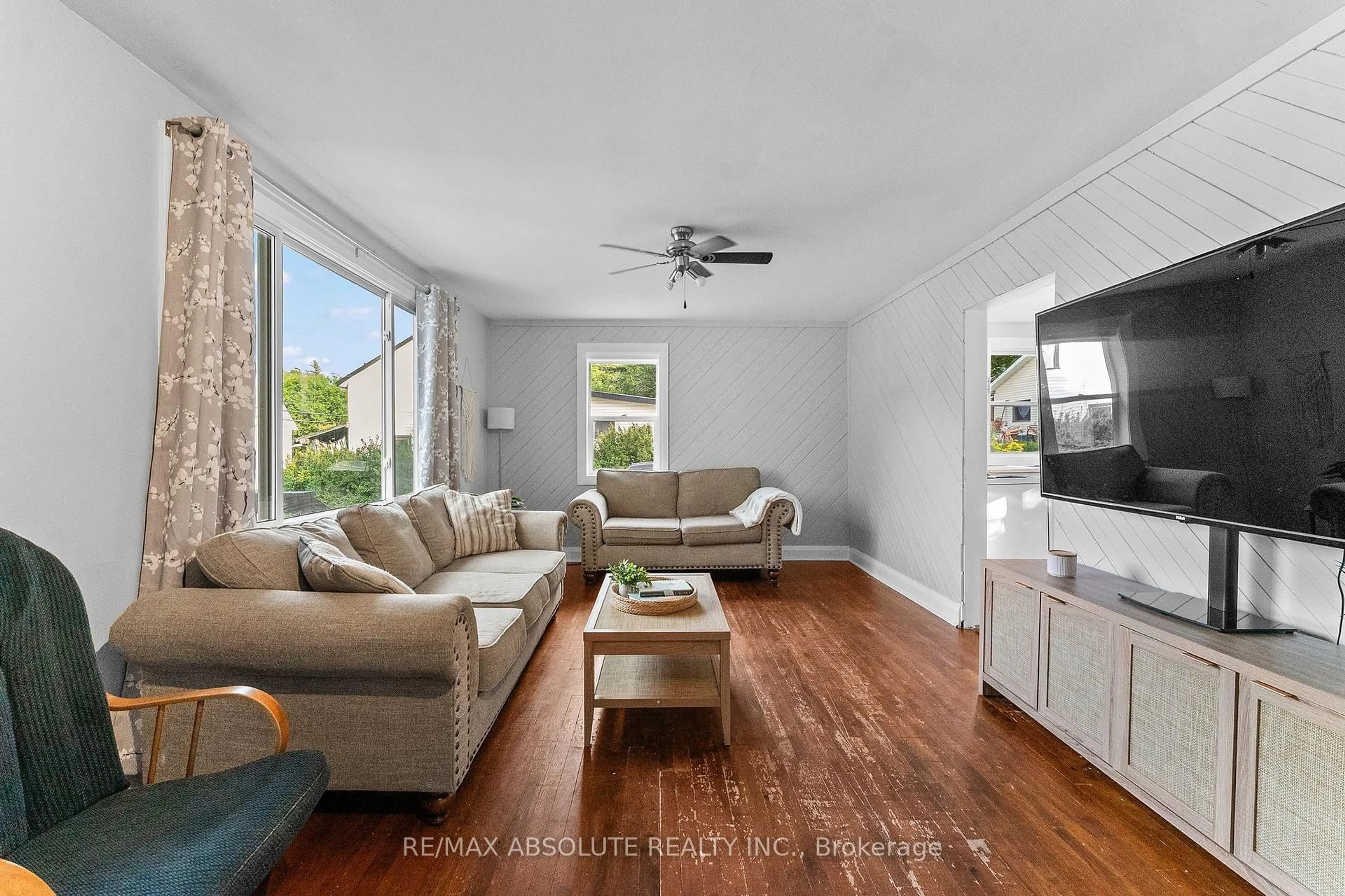 Living room with furniture, unknown for 853 B River Rd, Braeside Ontario K0A 1G0