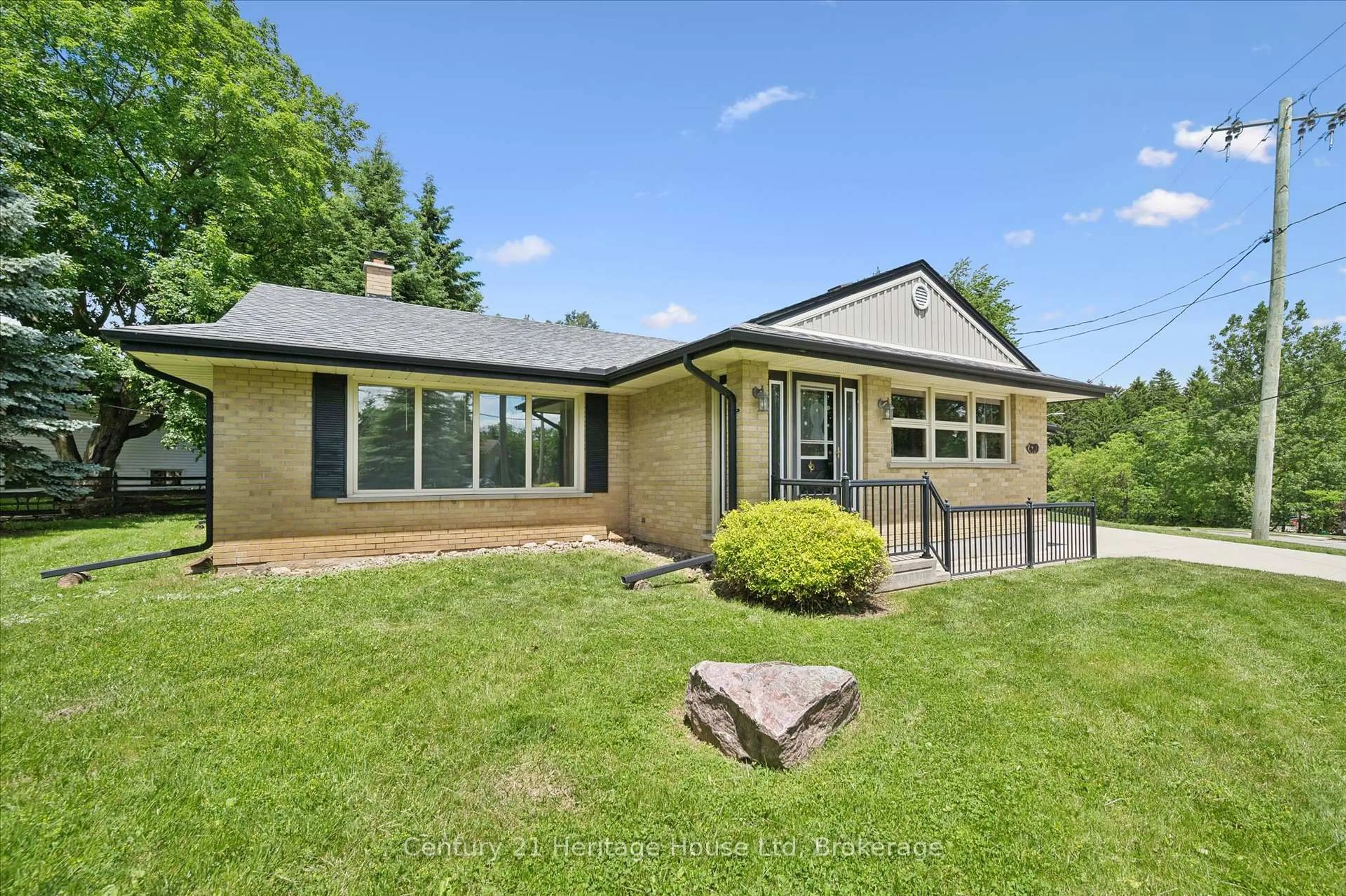 Unknown for 470 Cameron St, Centre Wellington Ontario N1M 2G4