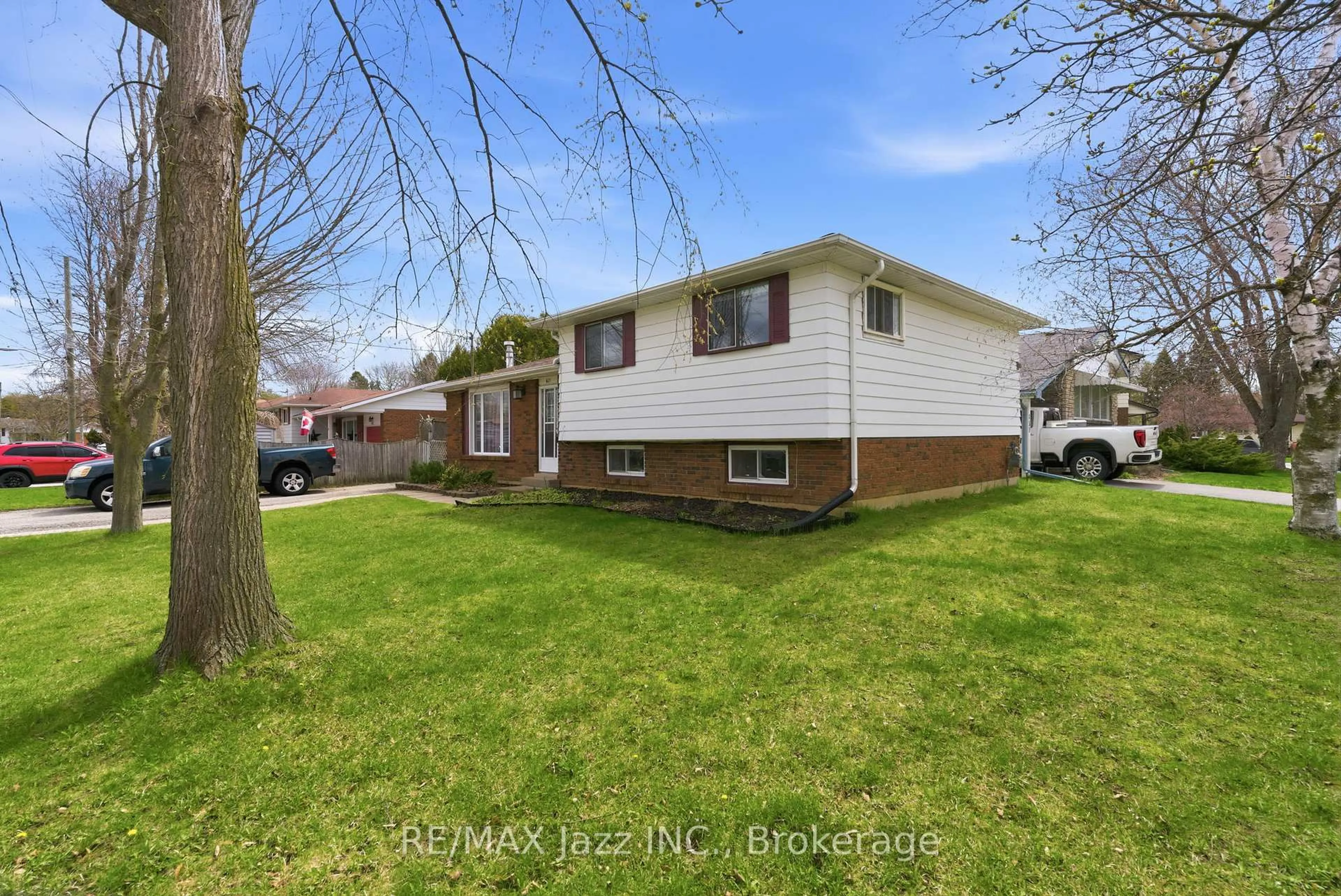 Unknown for 621 Willow Cres, Cobourg Ontario K9A 2B4