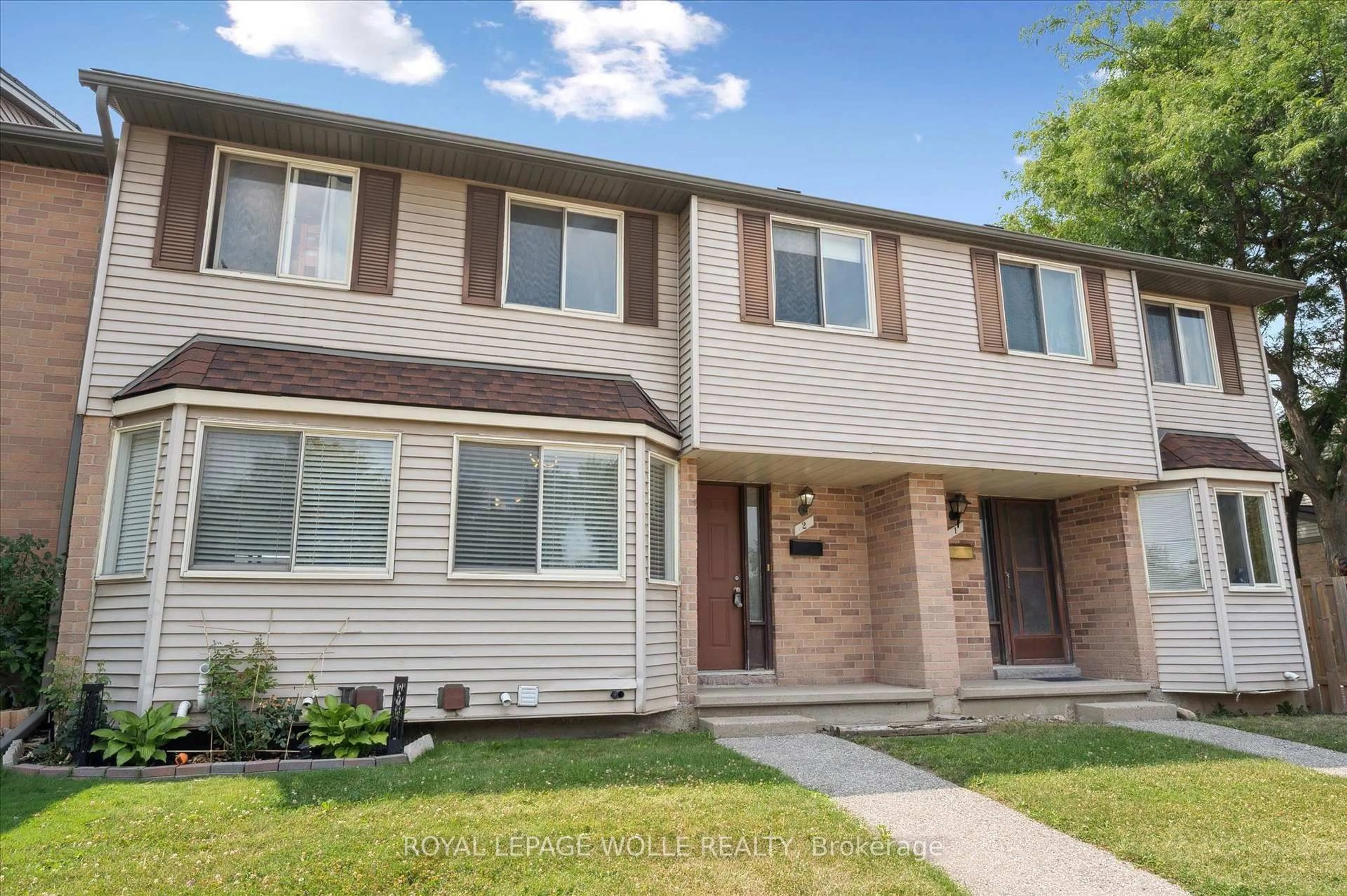 Unknown for 750 Erinbrook Dr #2, Kitchener Ontario N2E 2S7