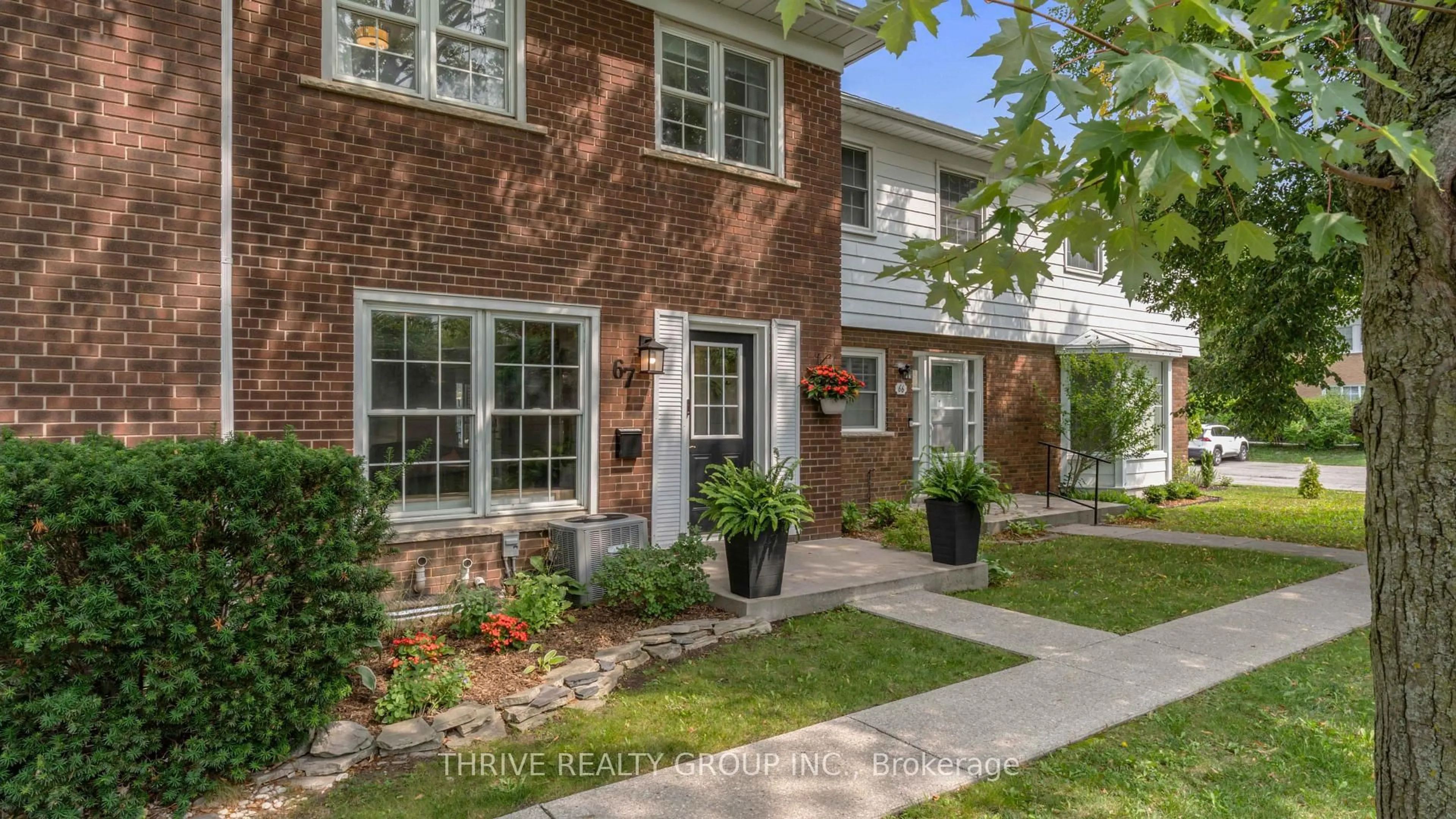 Home with brick exterior material, street for 1220 Royal York Rd #67, London North Ontario N6H 3Z9