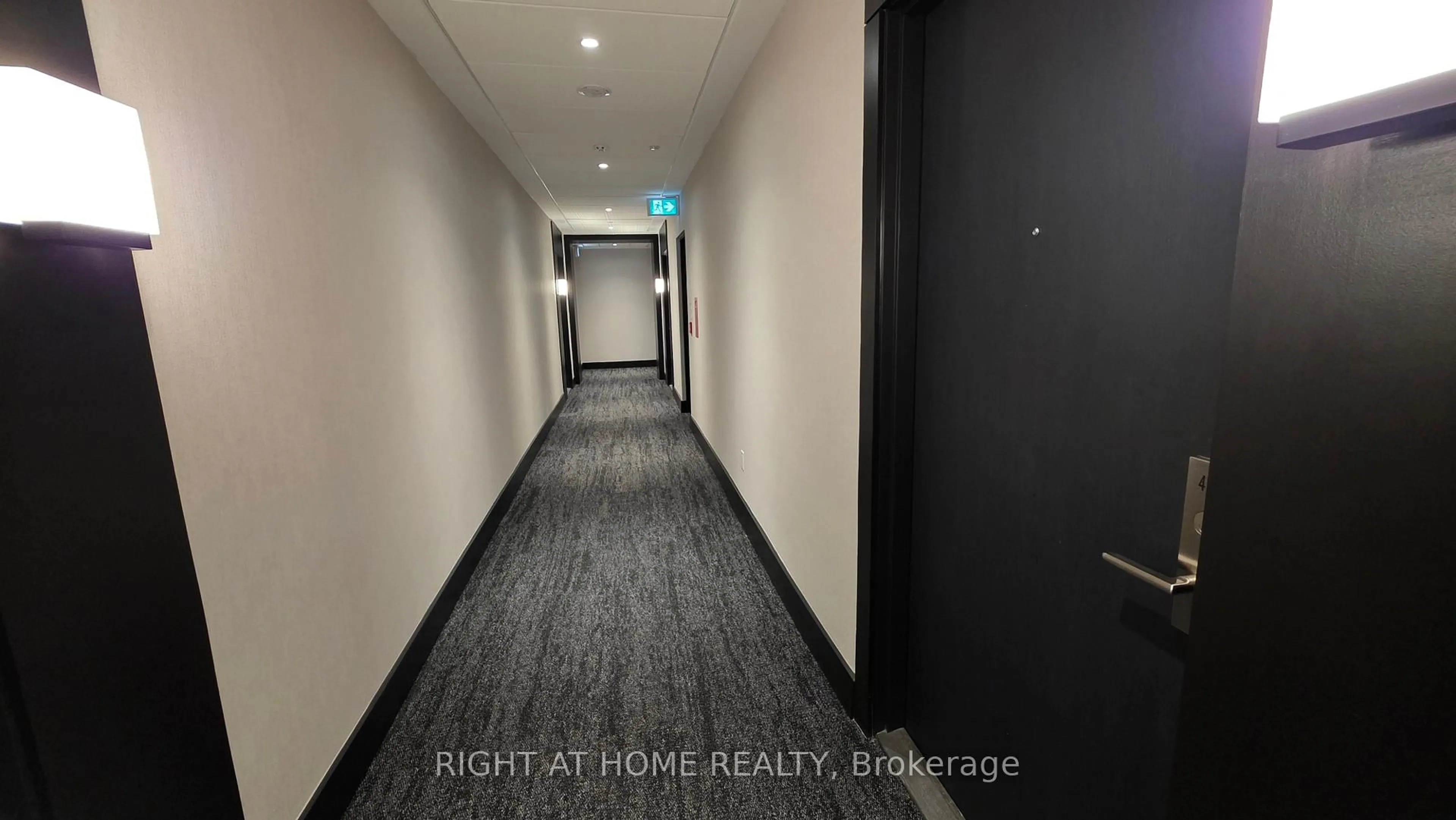 Unknown for 55 Duke St #412, Kitchener Ontario N2H 0B7