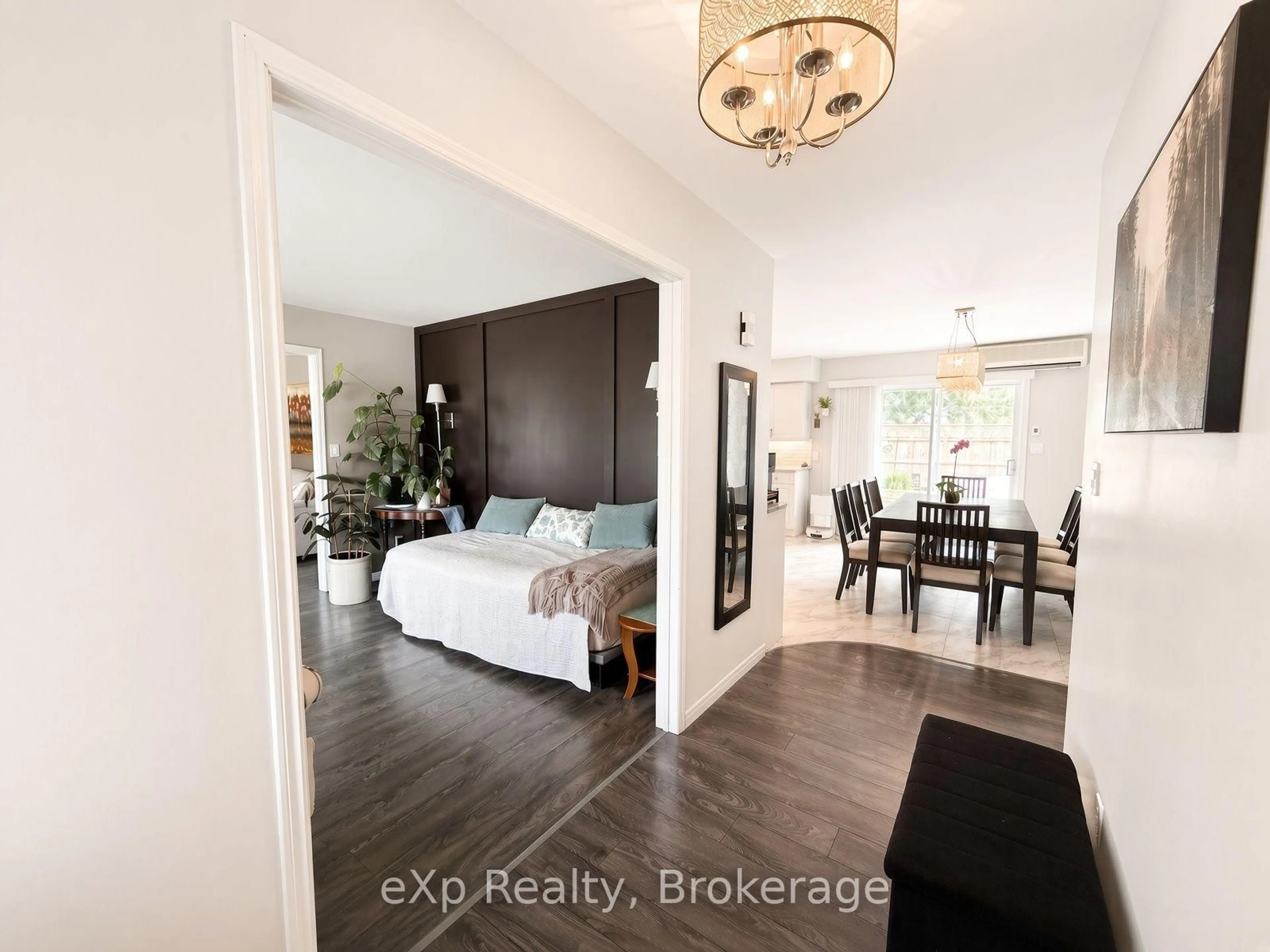Indoor entryway for 23 12th St, Arran-Elderslie Ontario N0G 1L0