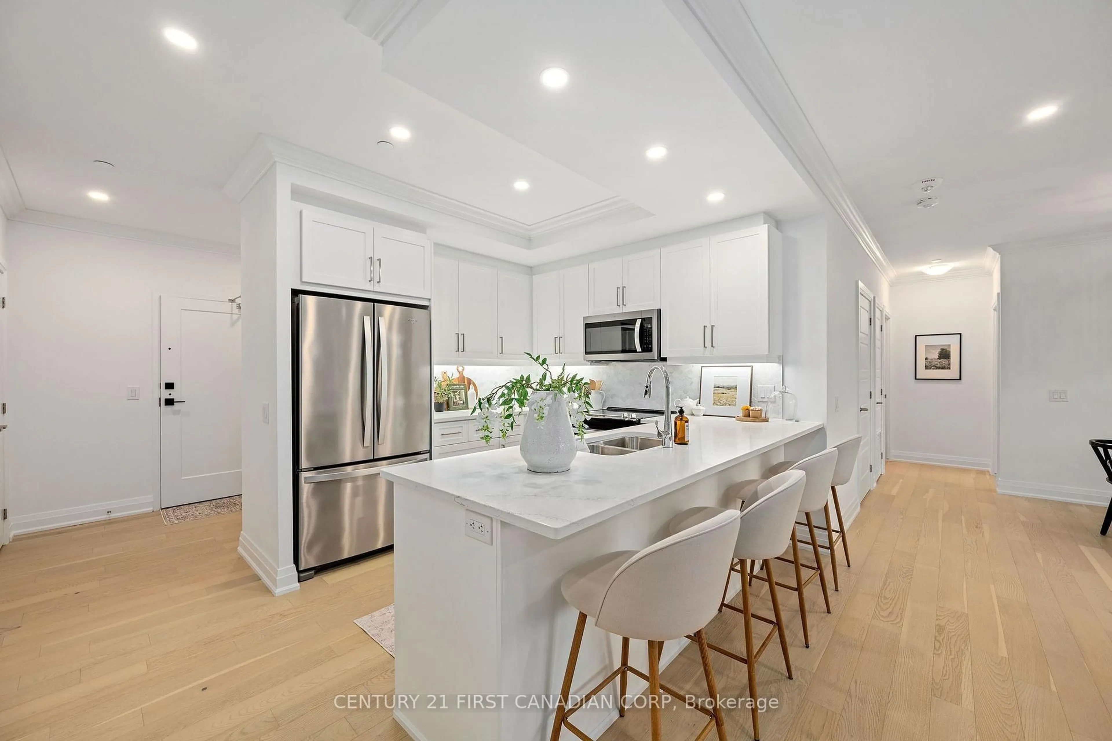 Open concept kitchen, ceramic/tile floor for 1975 Fountain Grass Dr #206, London South Ontario N6K 0M3