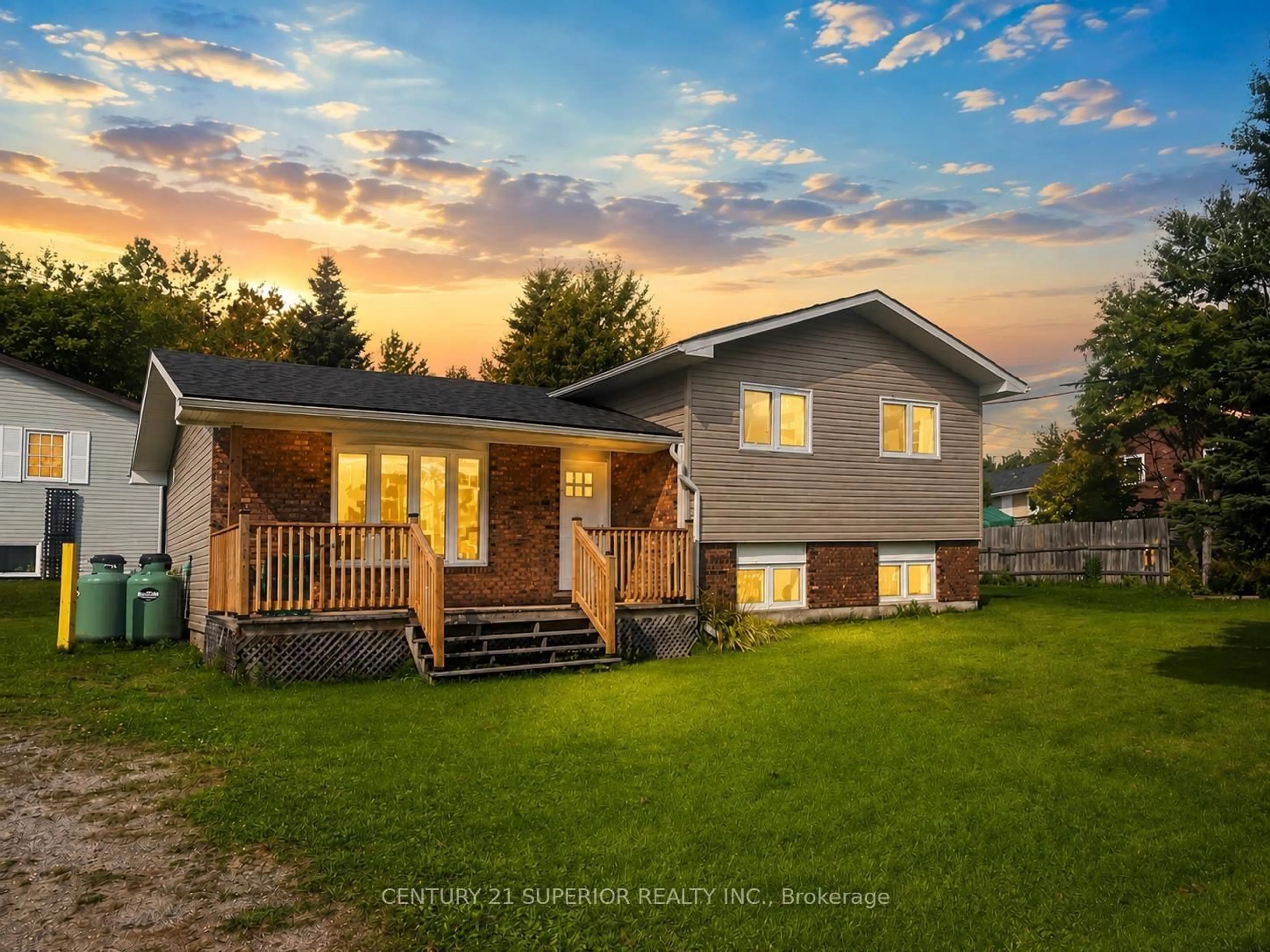 A pic from outside/outdoor area/front of a property/back of a property/a pic from drone, unknown for 64 Parkway Place, Terrace Bay Ontario P0T 2W0