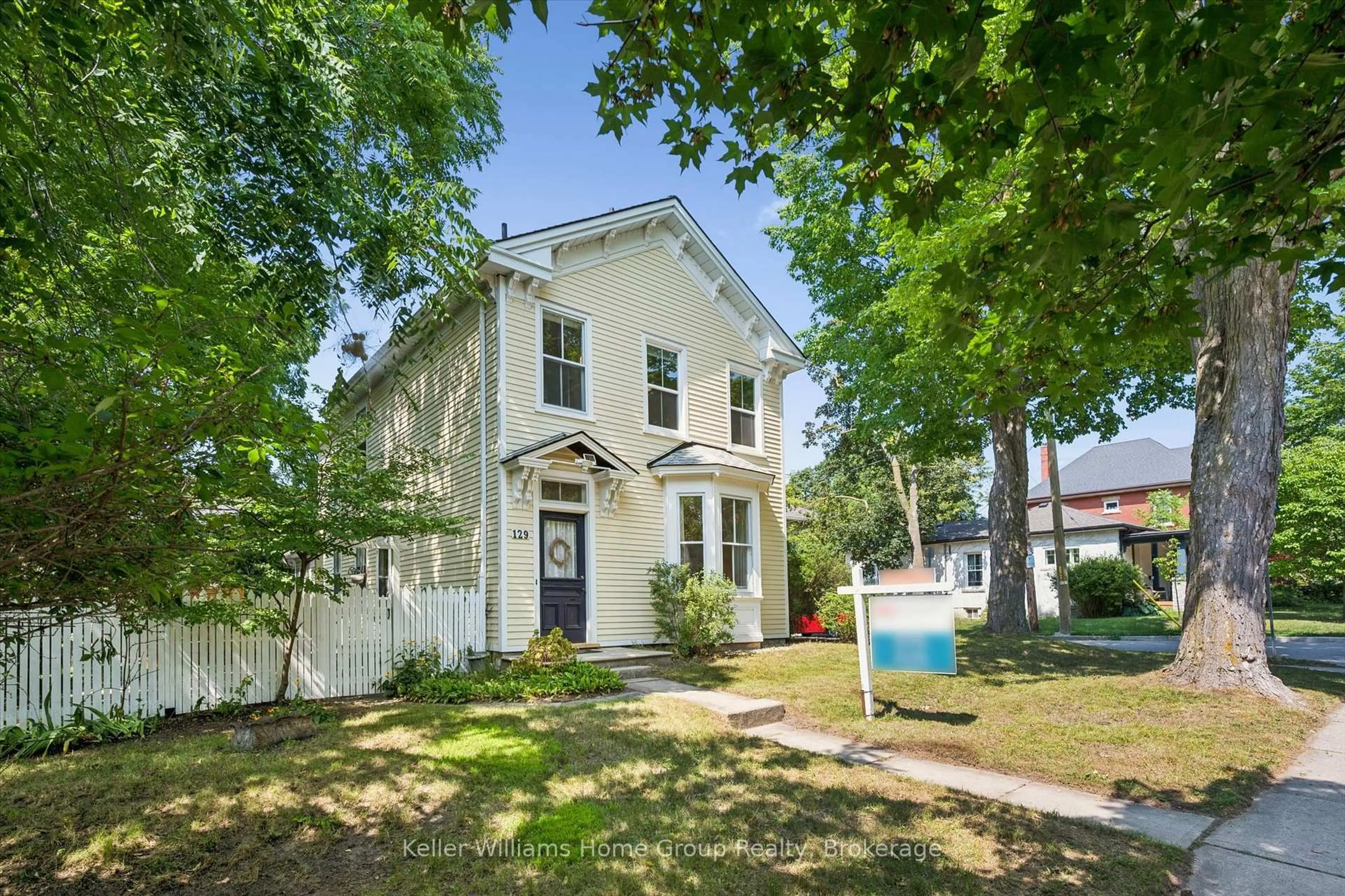 Unknown for 129 Suffolk St, Guelph Ontario N1H 2J6