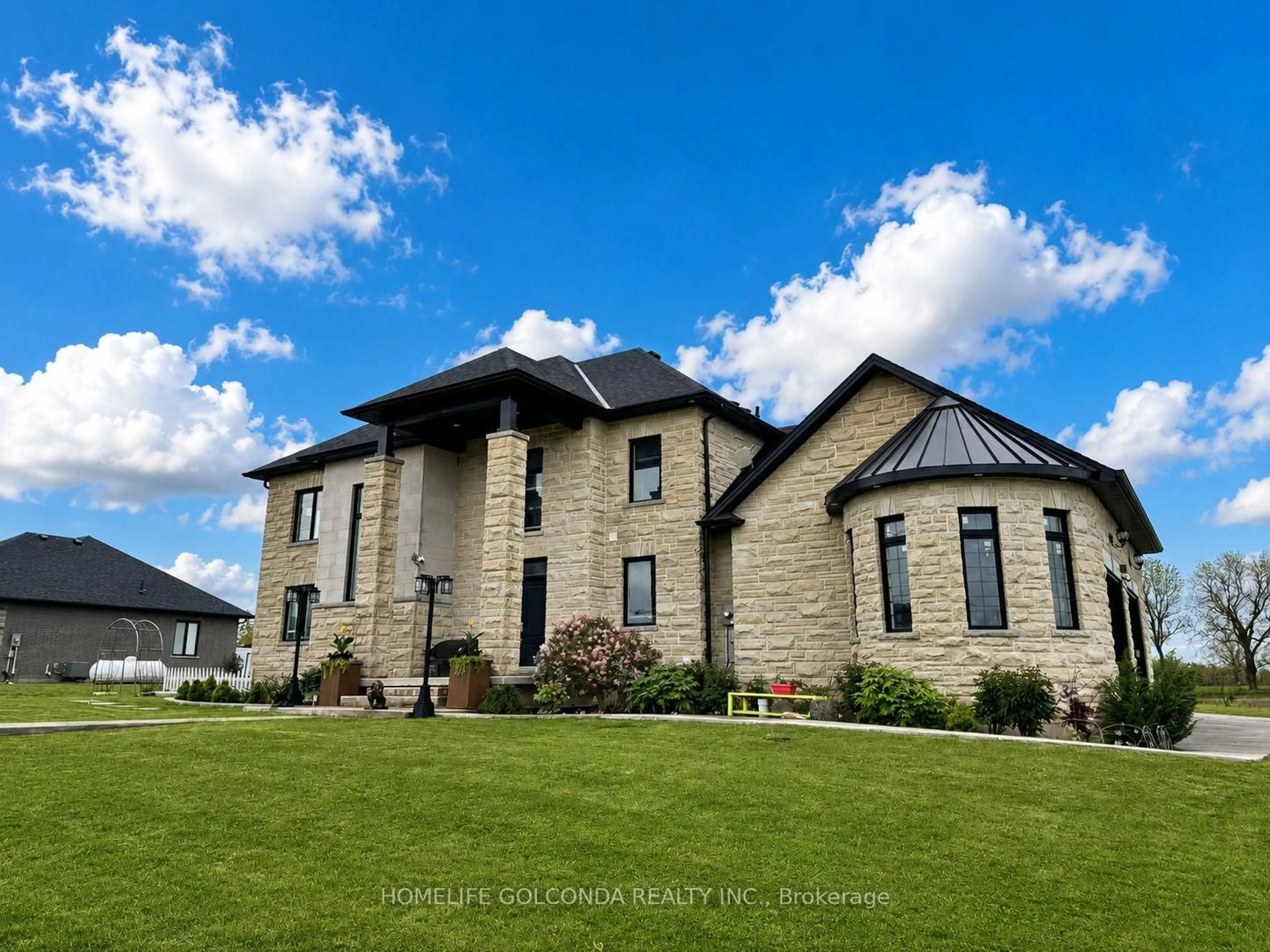 Home with brick exterior material, building for 2687 Haldimand 55 Rd, Haldimand Ontario N0A 1H0