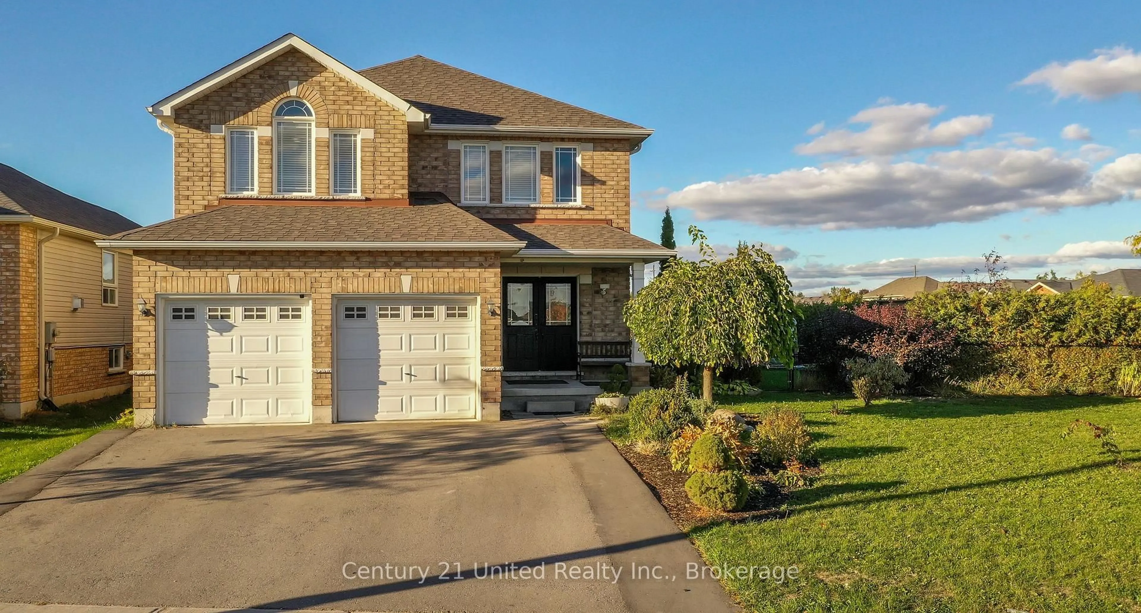 Home with brick exterior material, street for 810 Hargrove Tr, Peterborough Ontario K9L 0B6