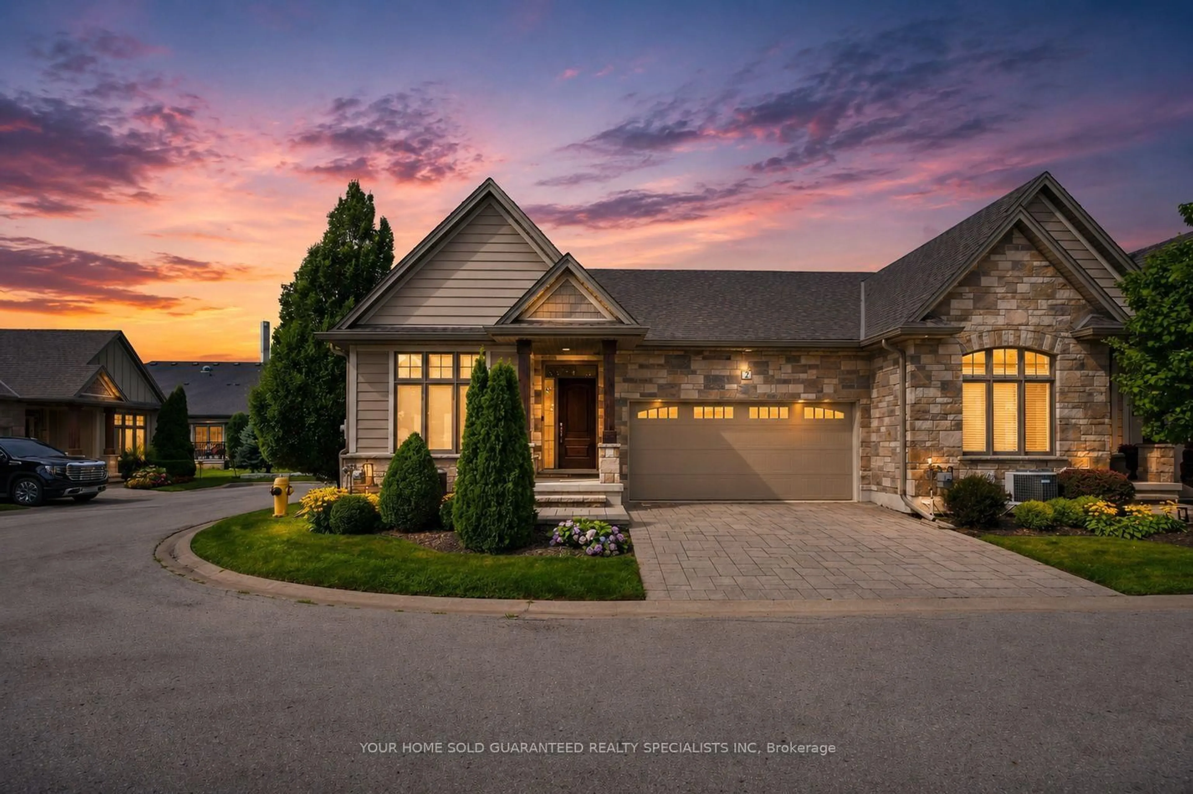 Home with brick exterior material, unknown for 2 PROSPECT Lane, Niagara-on-the-Lake Ontario L0S 1J1