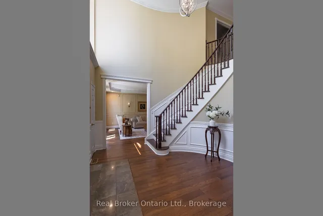 9 Paige Crt, Hamilton Township 4