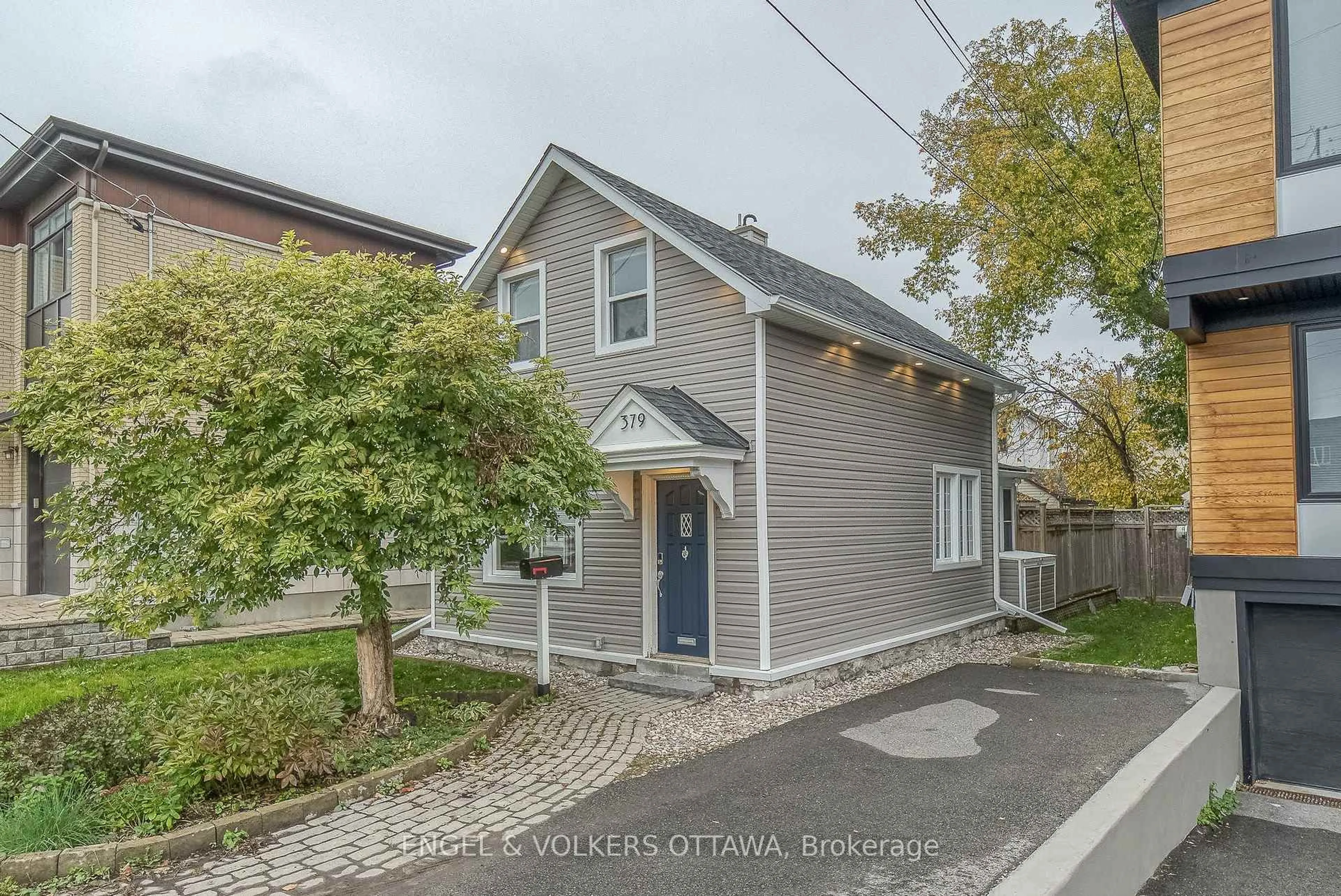 A pic from outside/outdoor area/front of a property/back of a property/a pic from drone, street for 379 Madison Ave, Ottawa Ontario K2A 0B6