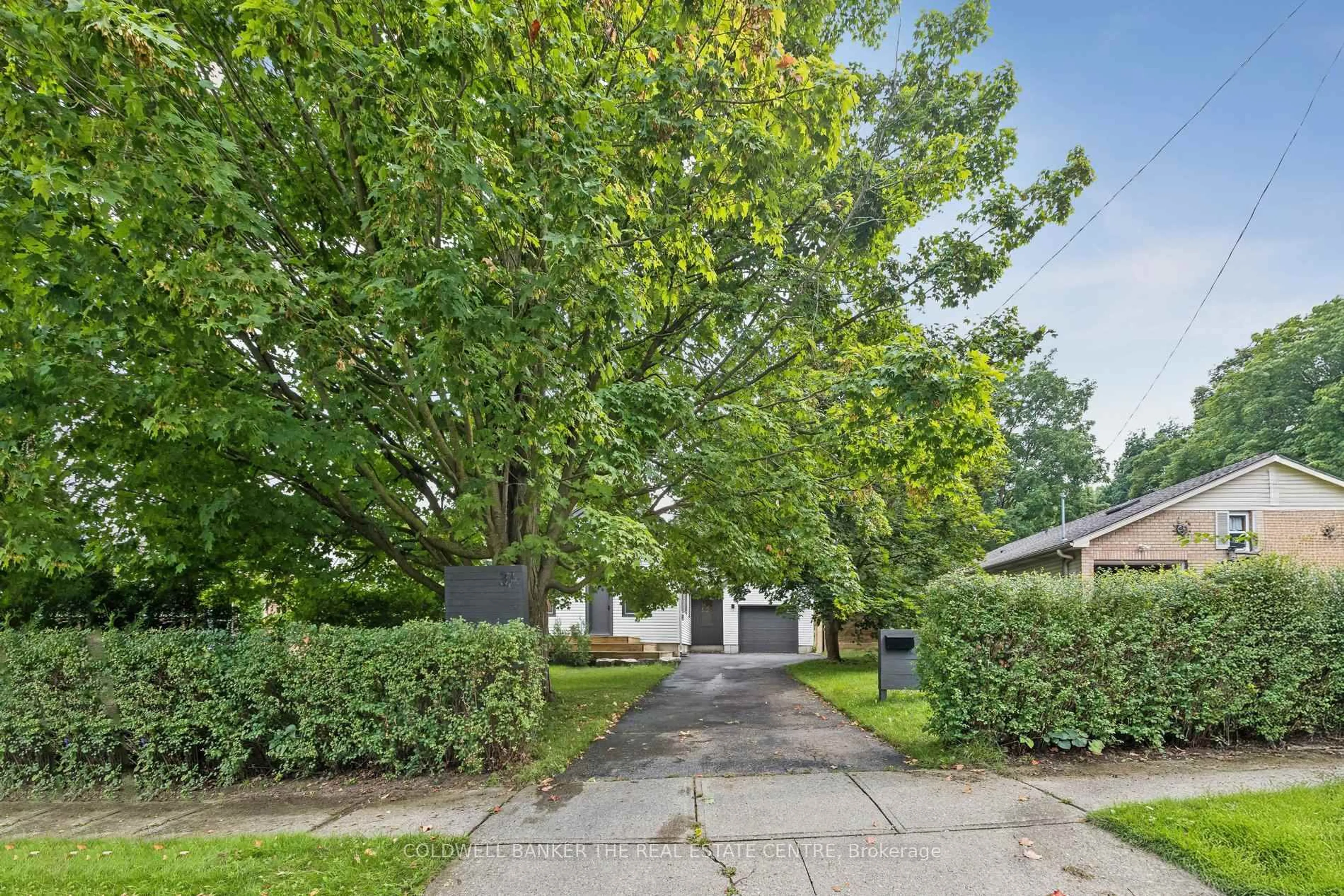 Unknown for 37 Fifth Ave, Cambridge Ontario N1S 2G1