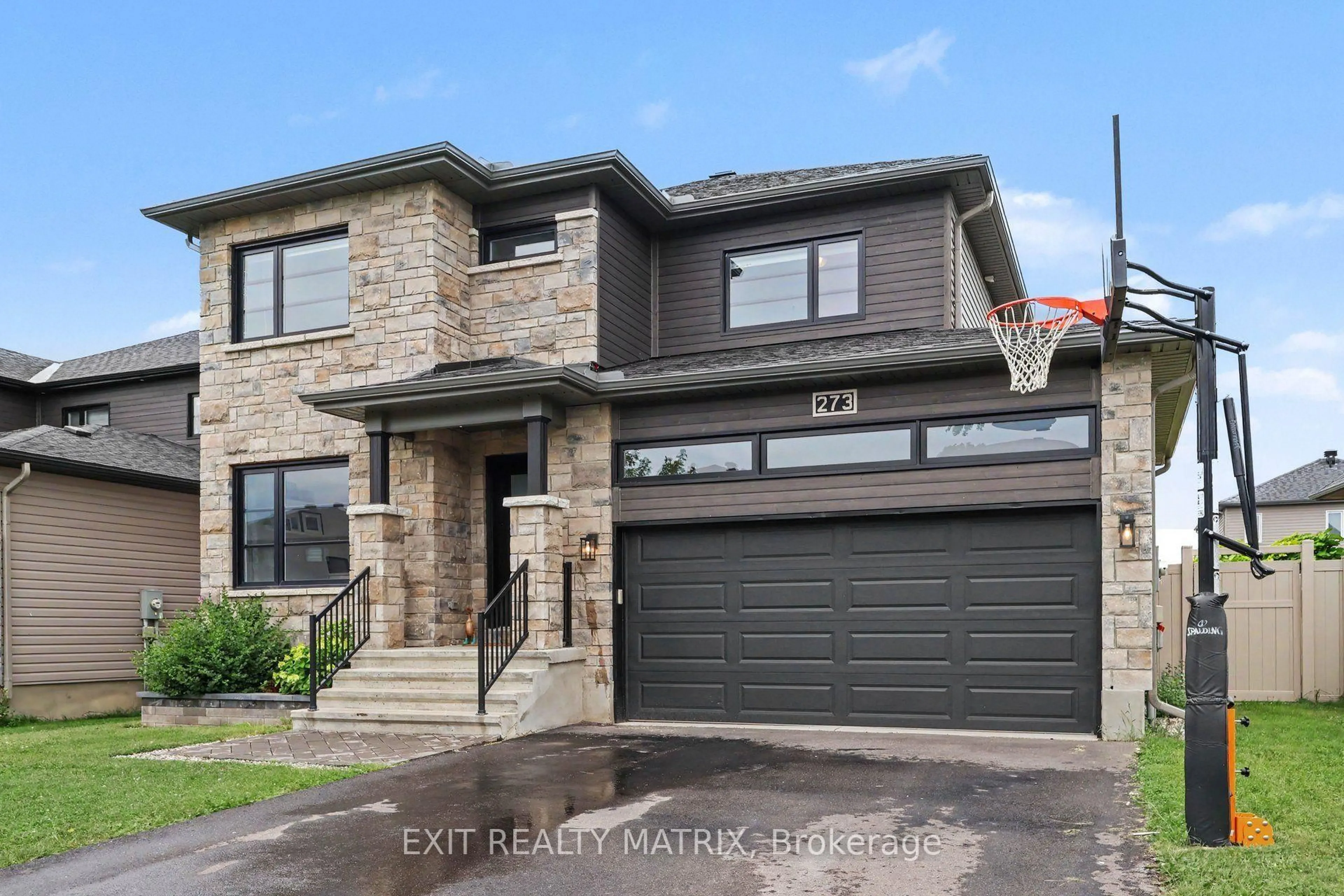 Home with brick exterior material, street for 273 Central Park Blvd, Russell Ontario K4R 0E9
