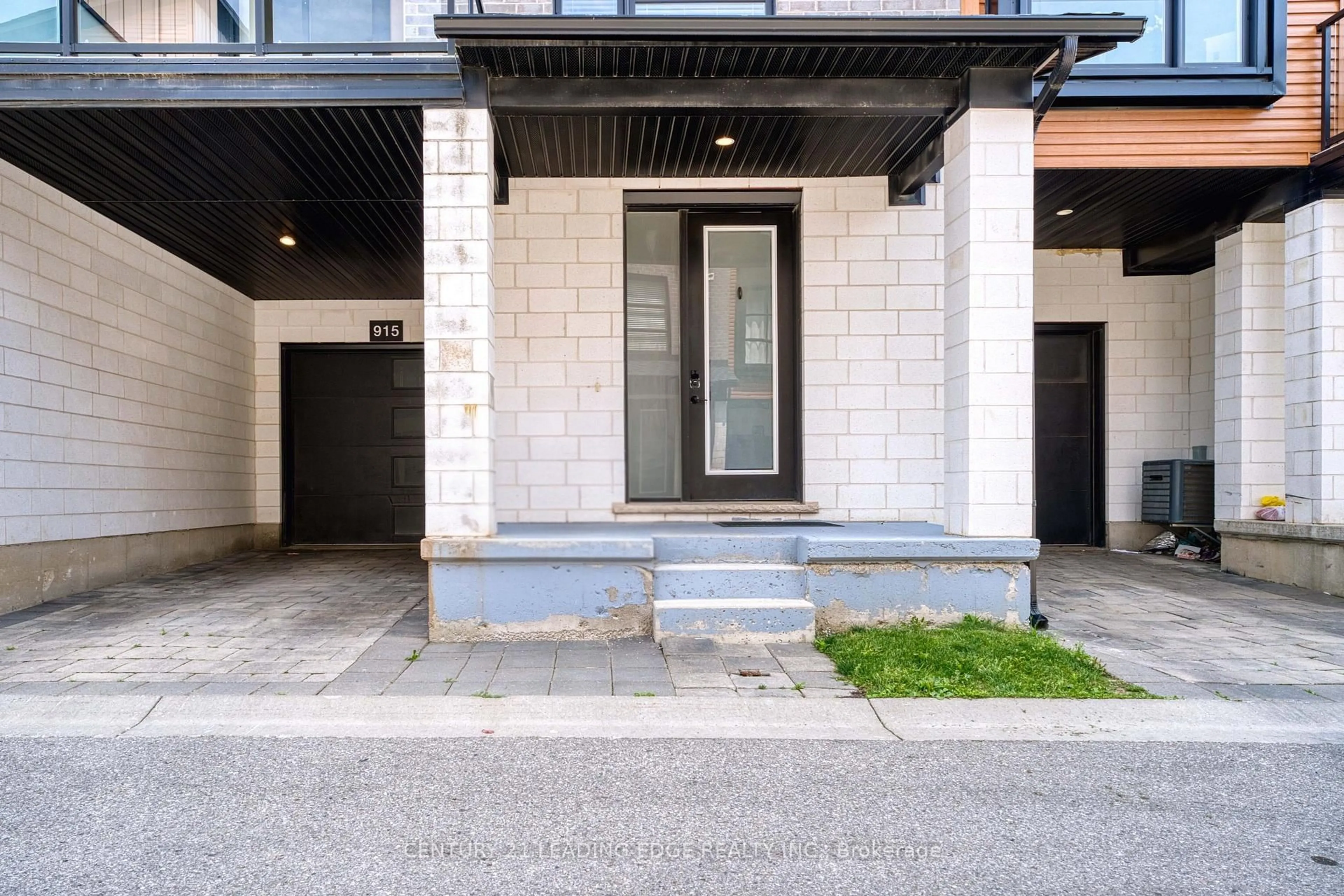 Unknown for 915 Georgetown Dr, London North Ontario N6H 0J7